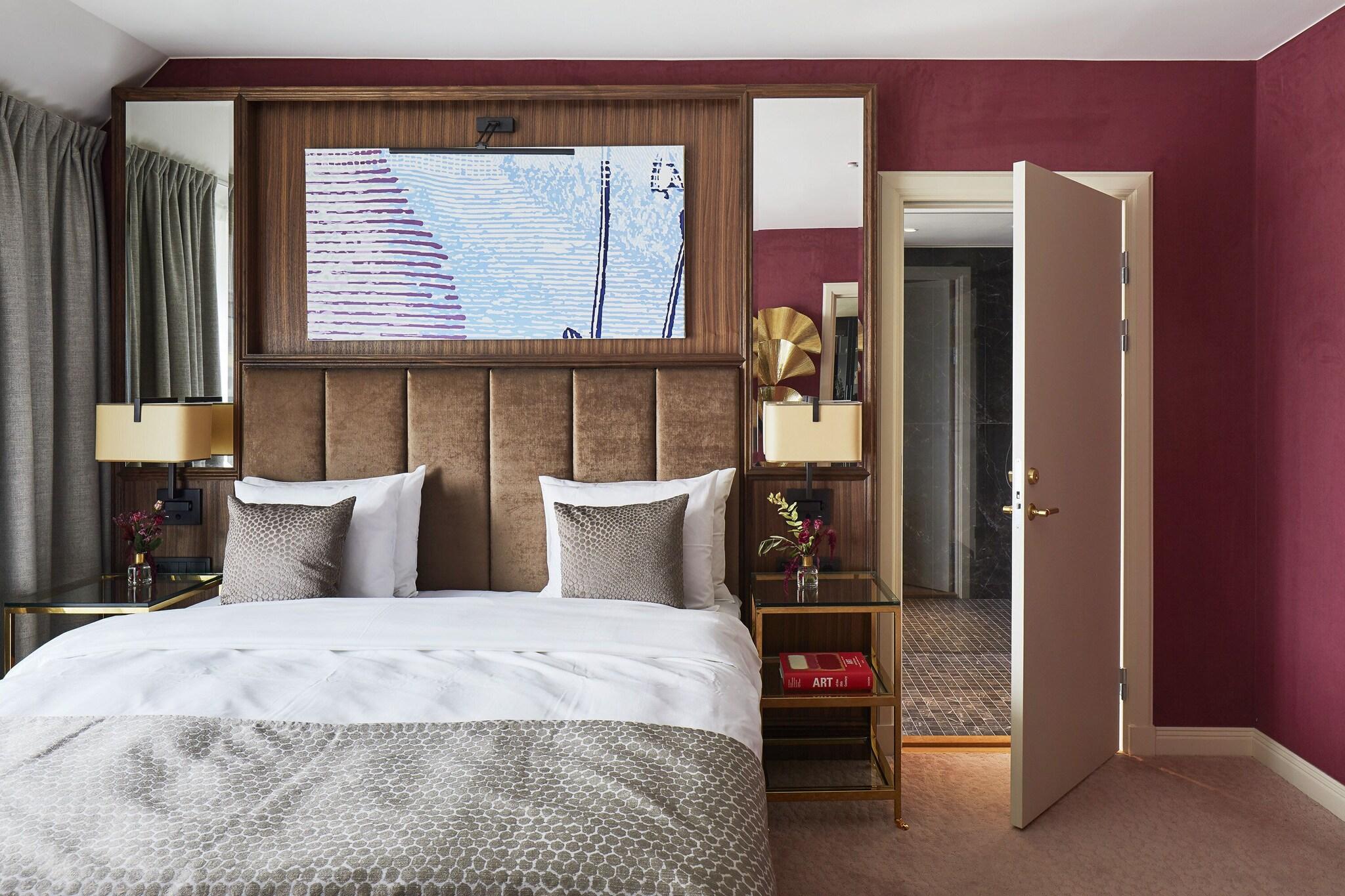 Double Executive King Bed