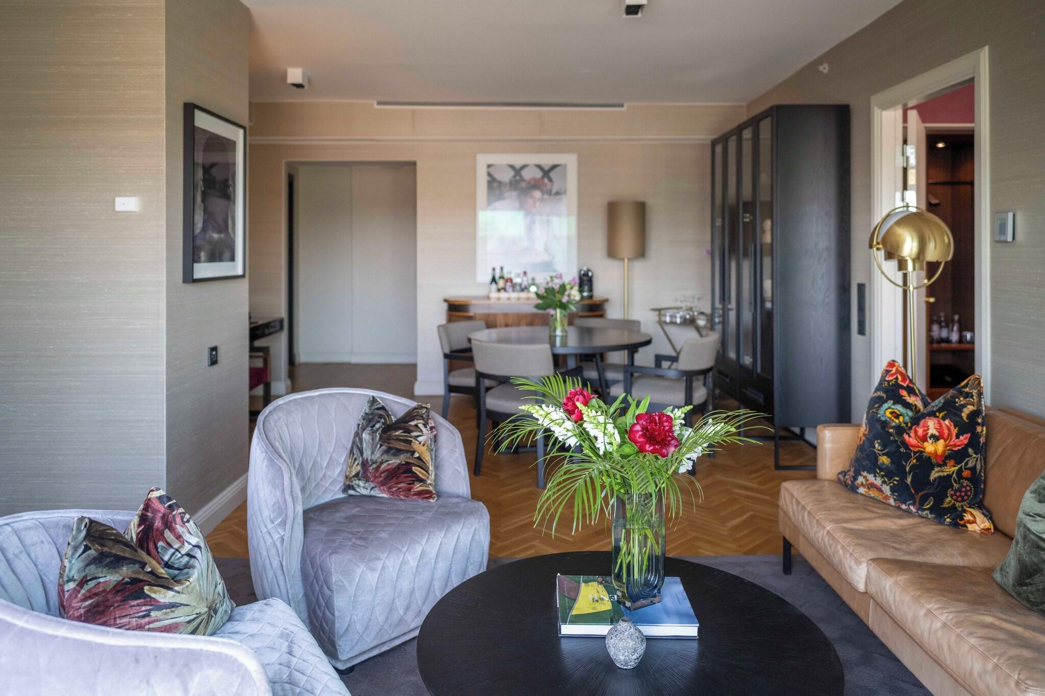 Double Executive King Bed