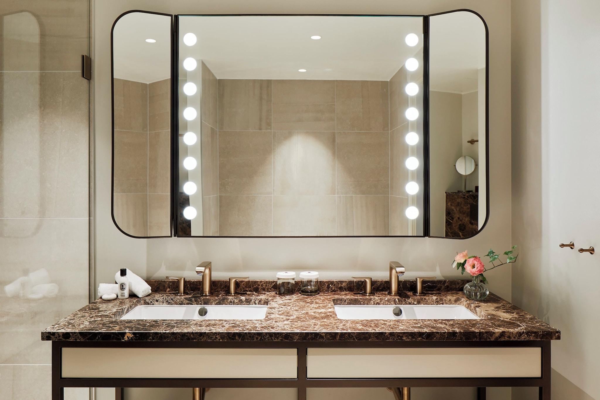 Double King Size Bed