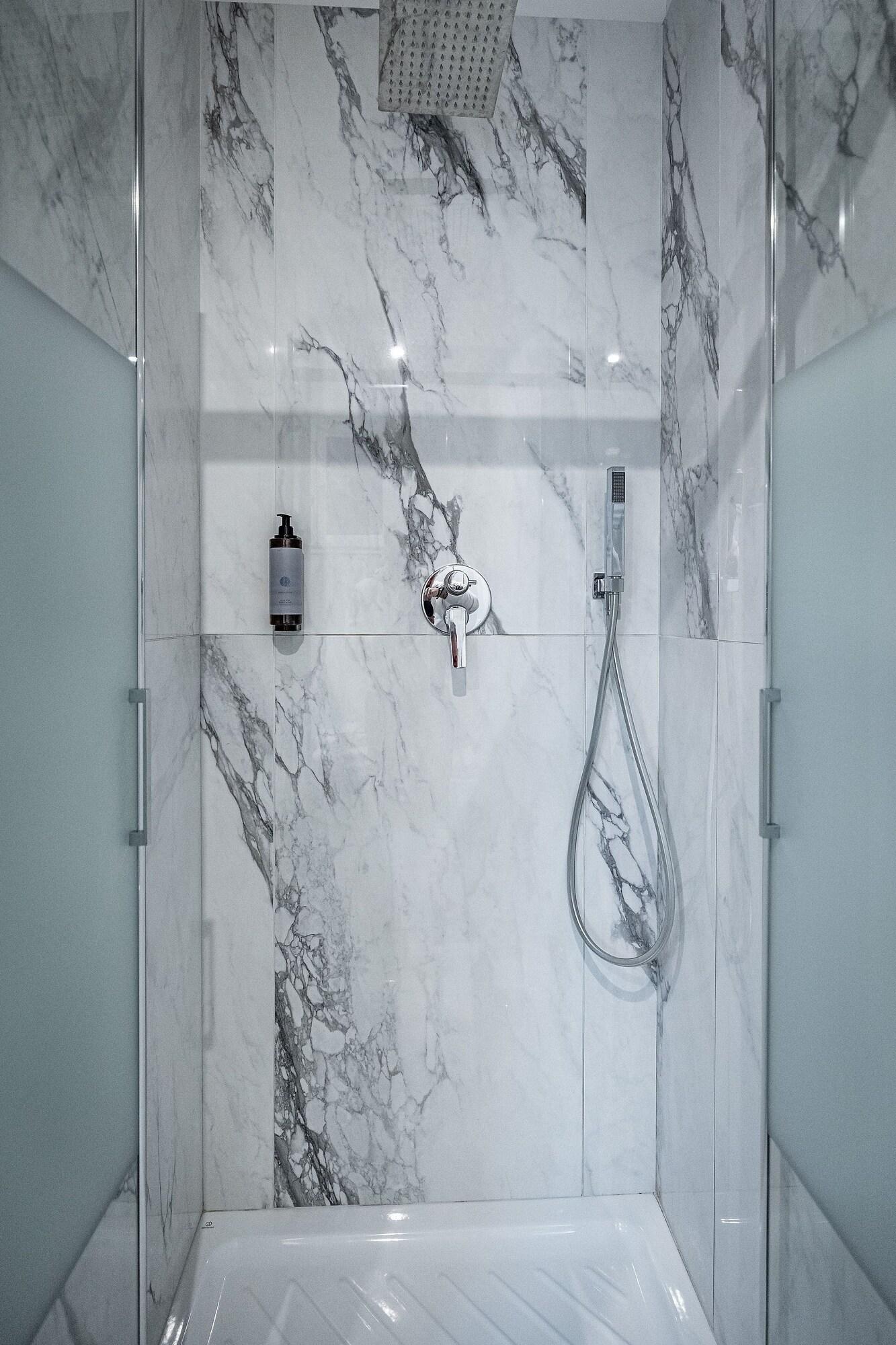 Quadruple with Double Bed