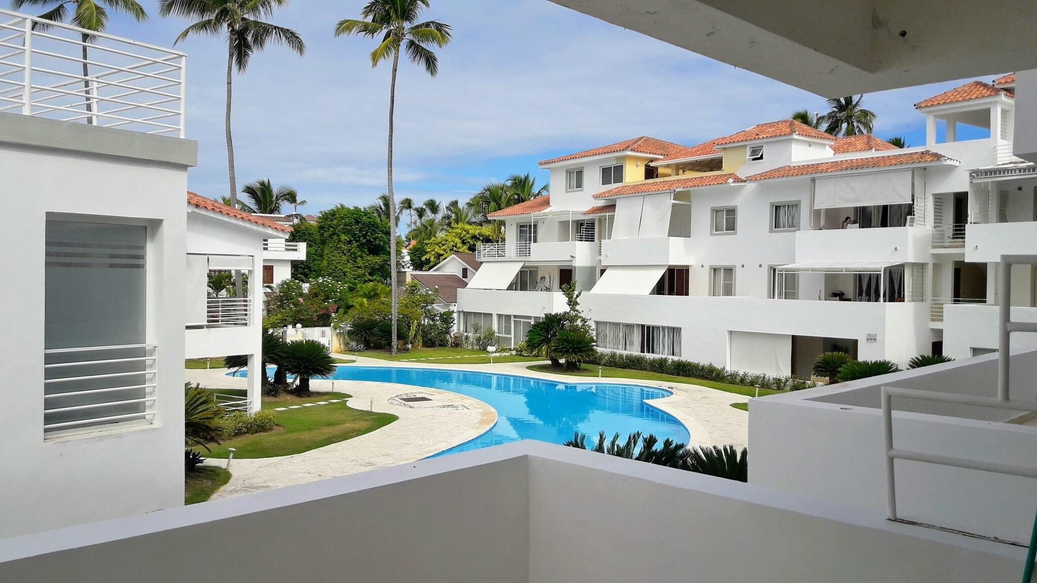 Suite Deluxe Pool View