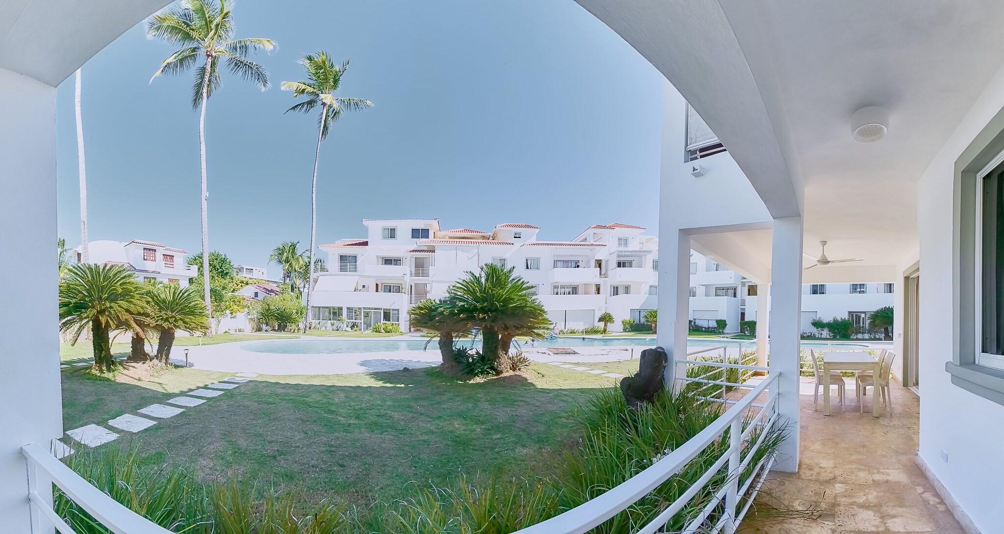 Suite Deluxe Pool View