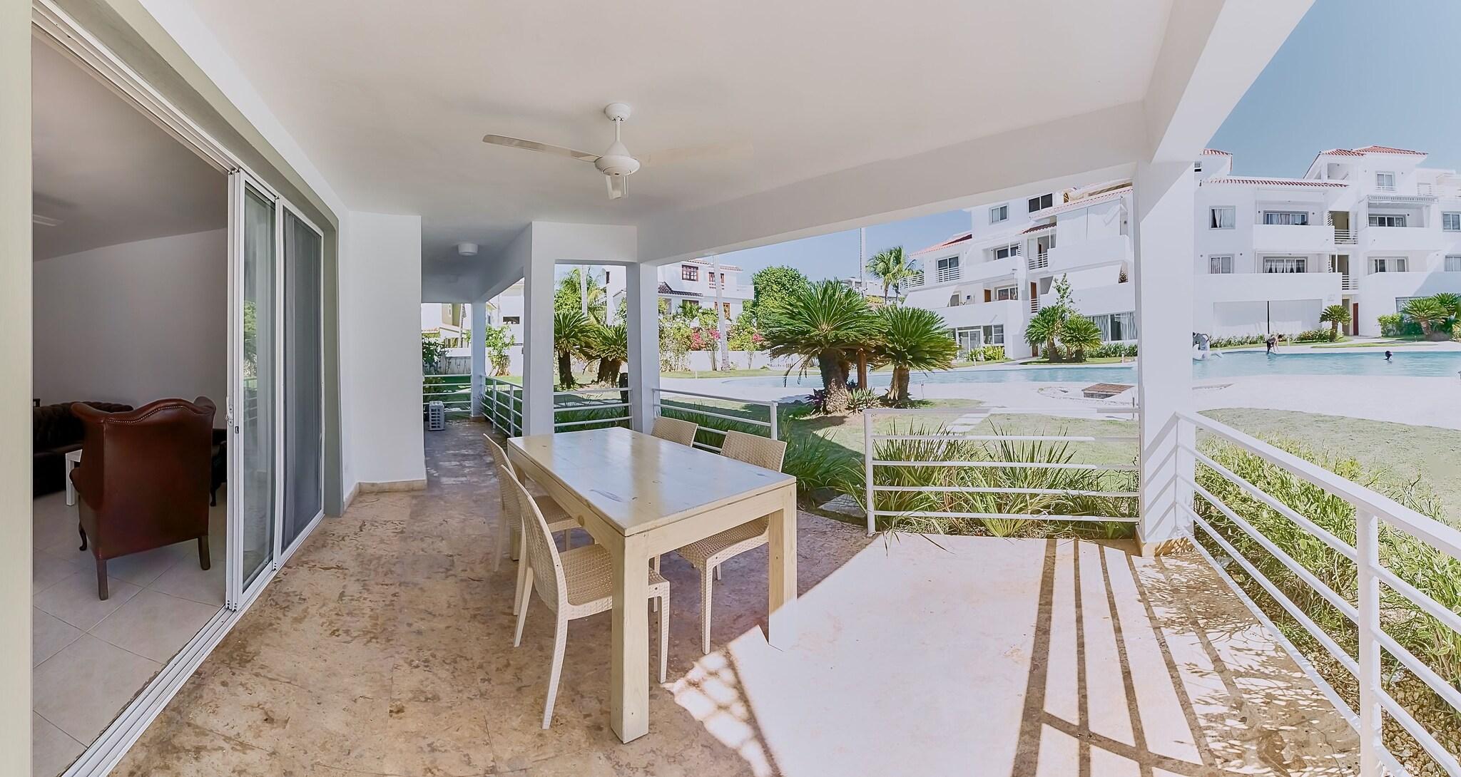 Suite Deluxe Pool View