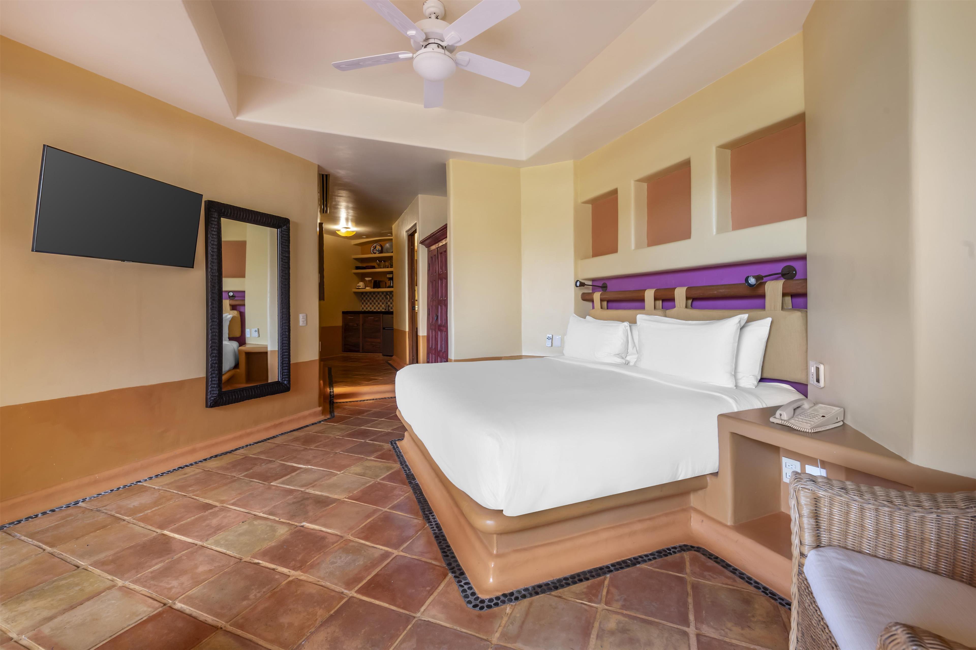 Studio King Size Bed