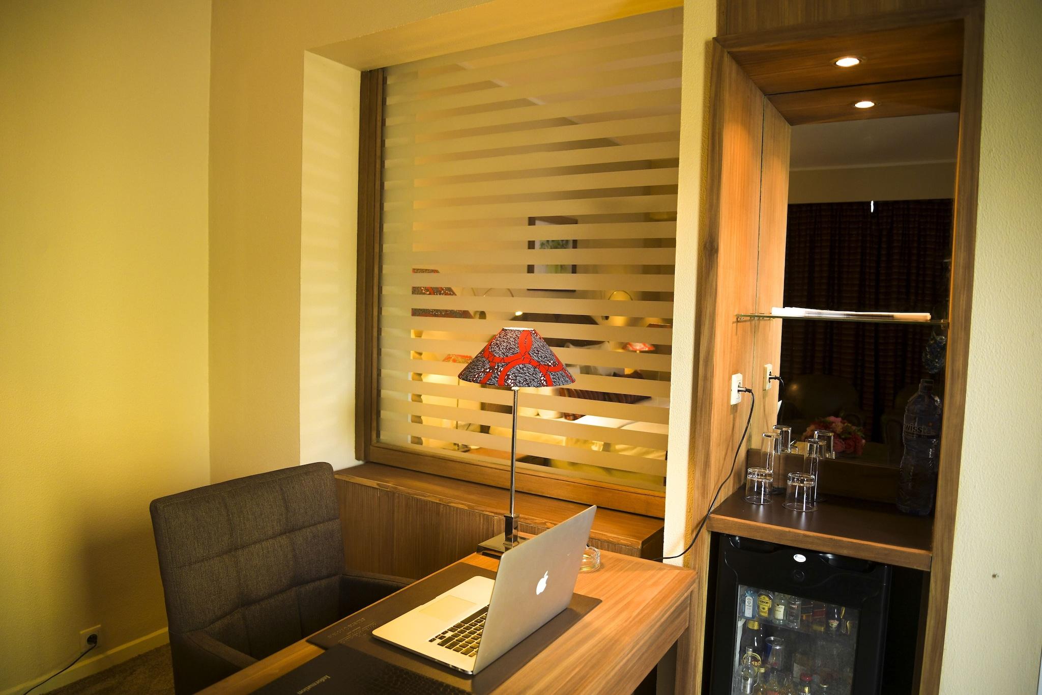 Junior Suite King Size Bed