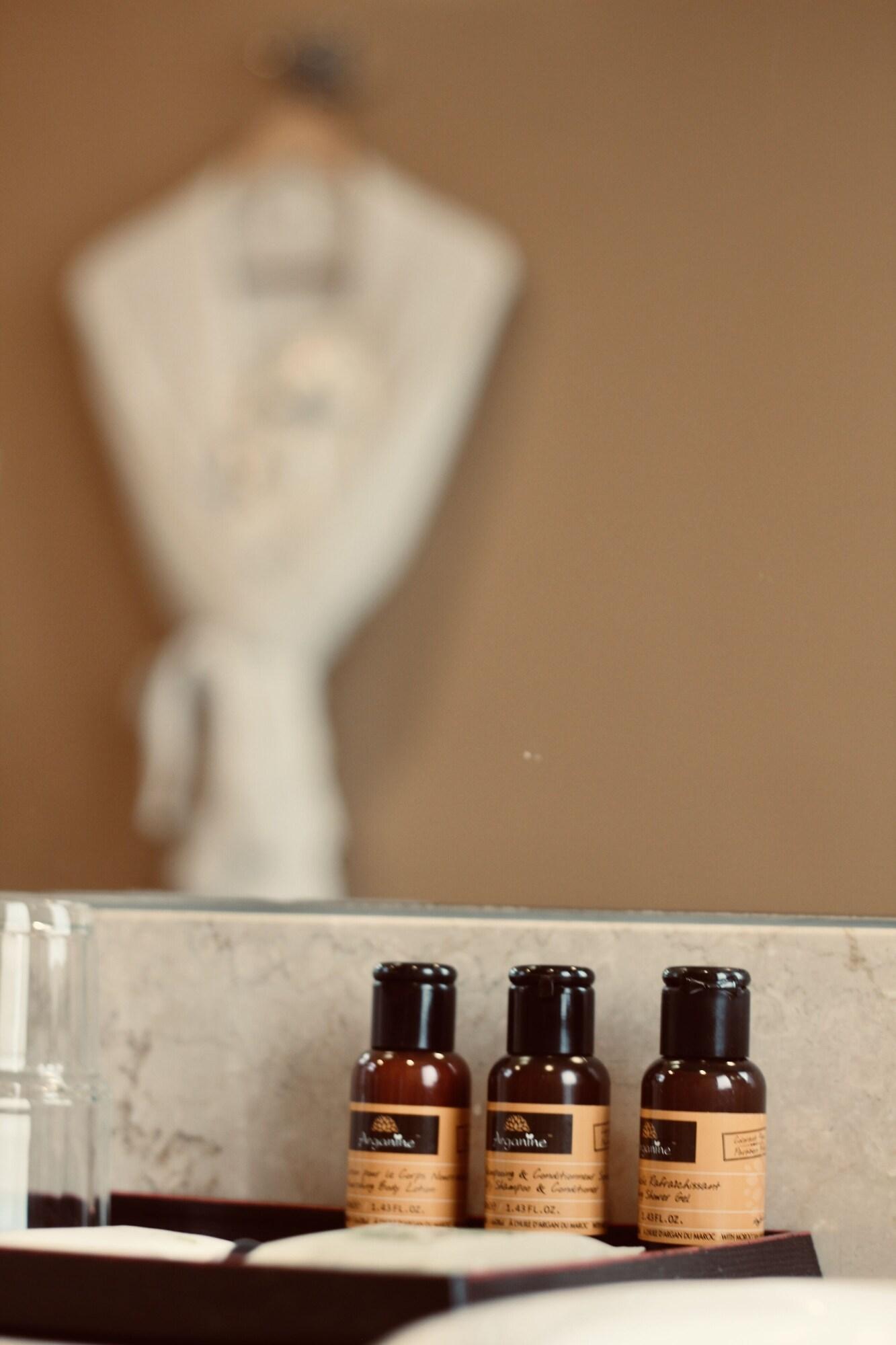 Junior Suite King Size Bed