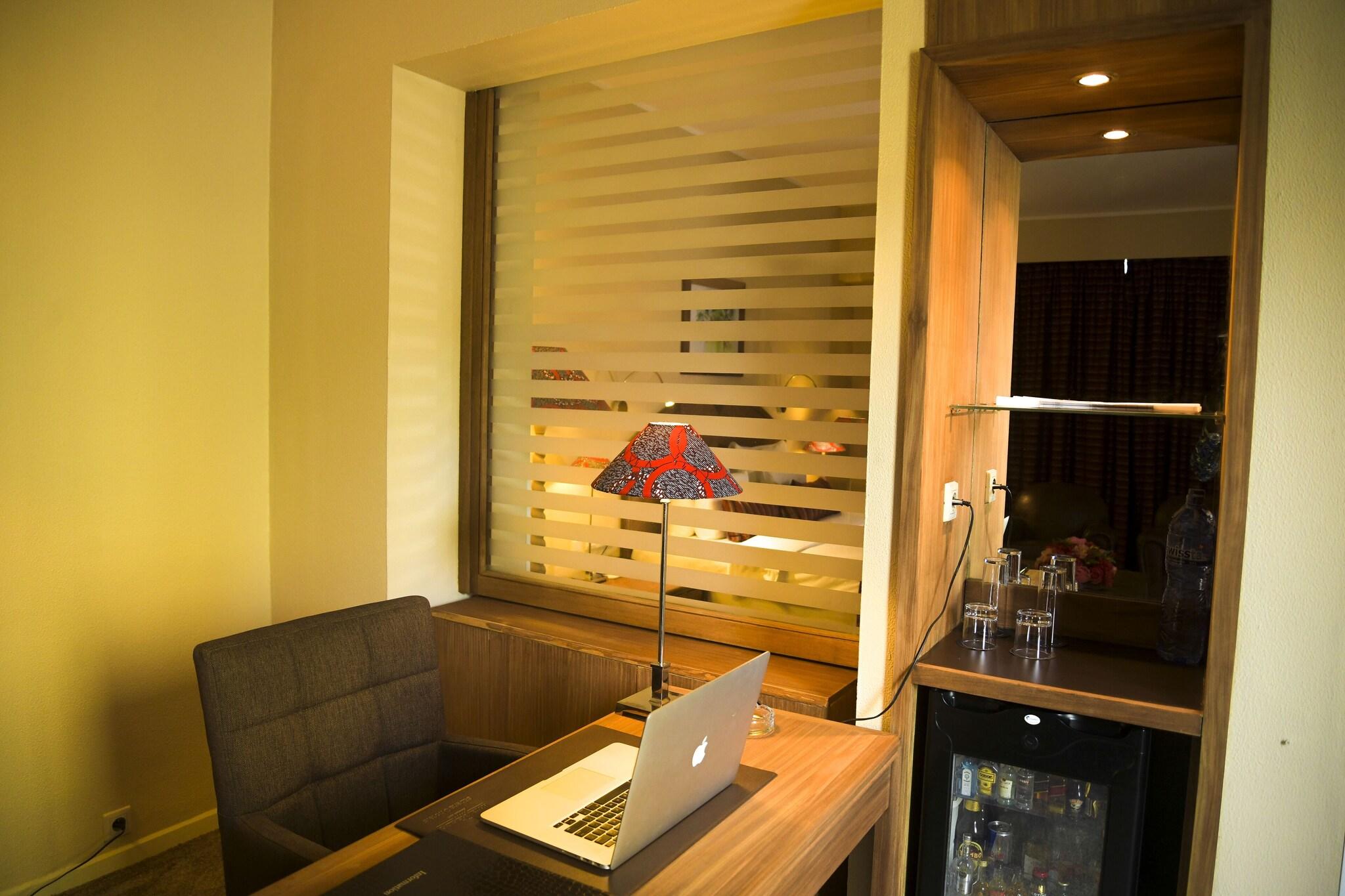 Junior Suite King Size Bed