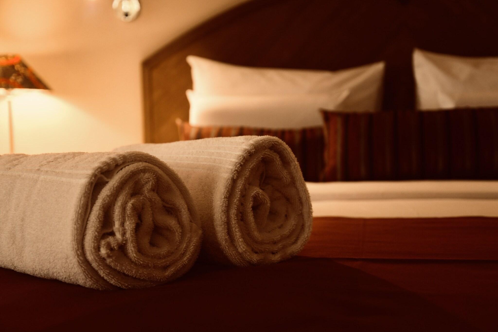 Double or Twin Queen Size Bed