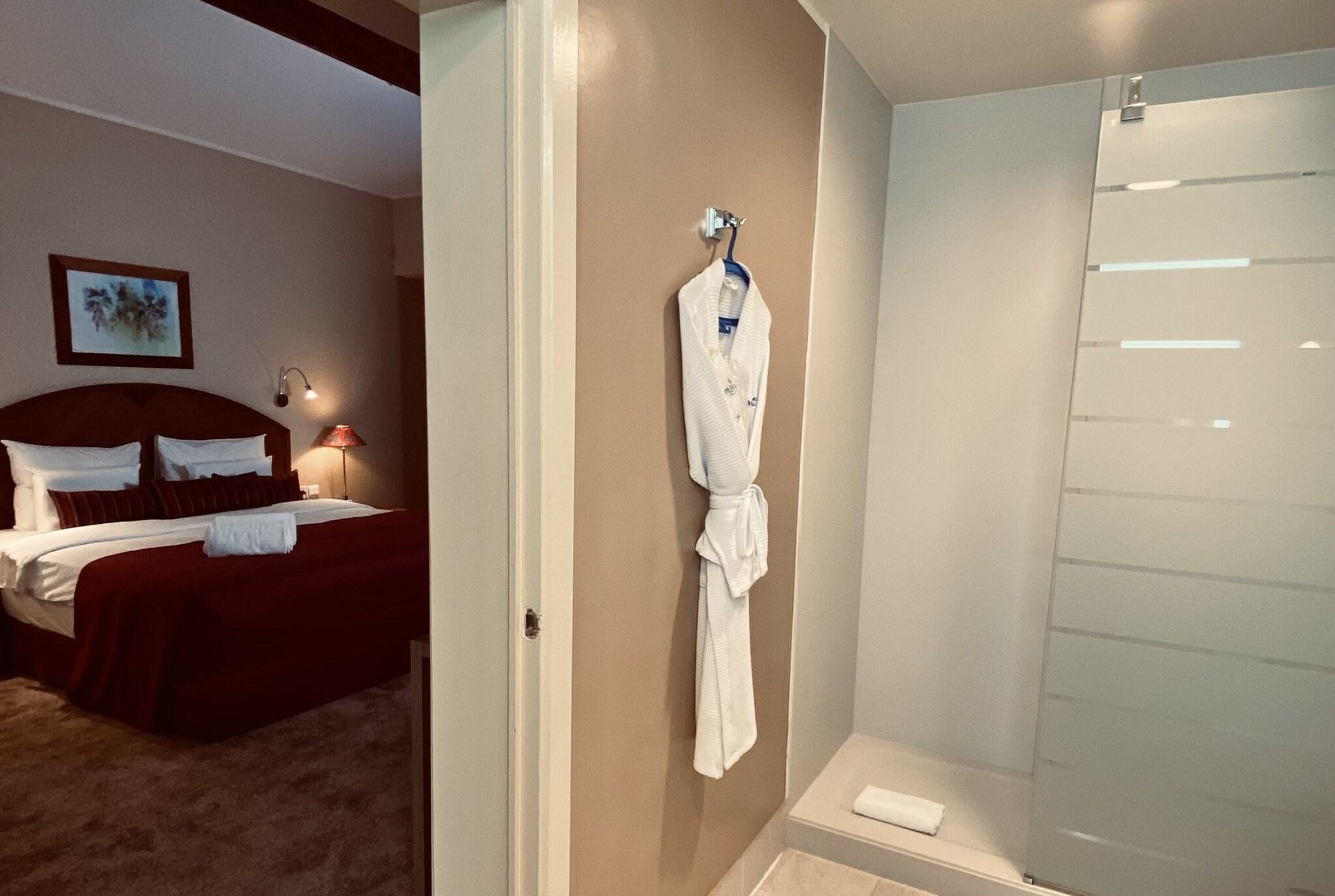 Junior Suite King Size Bed