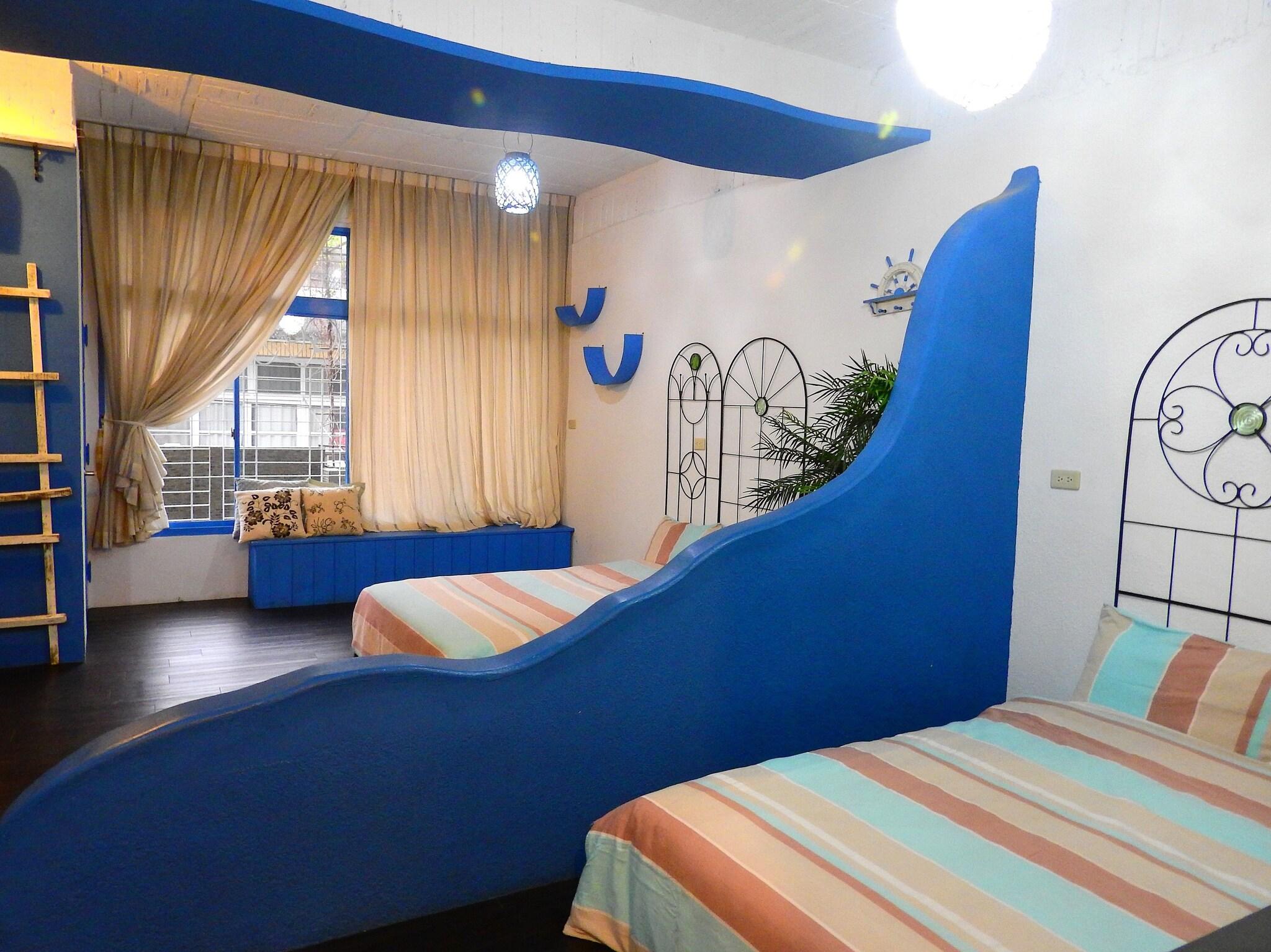 Quadruple Two Double Beds One Bedroom 