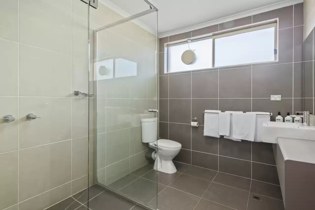 Double Accessible-queen Size Bed