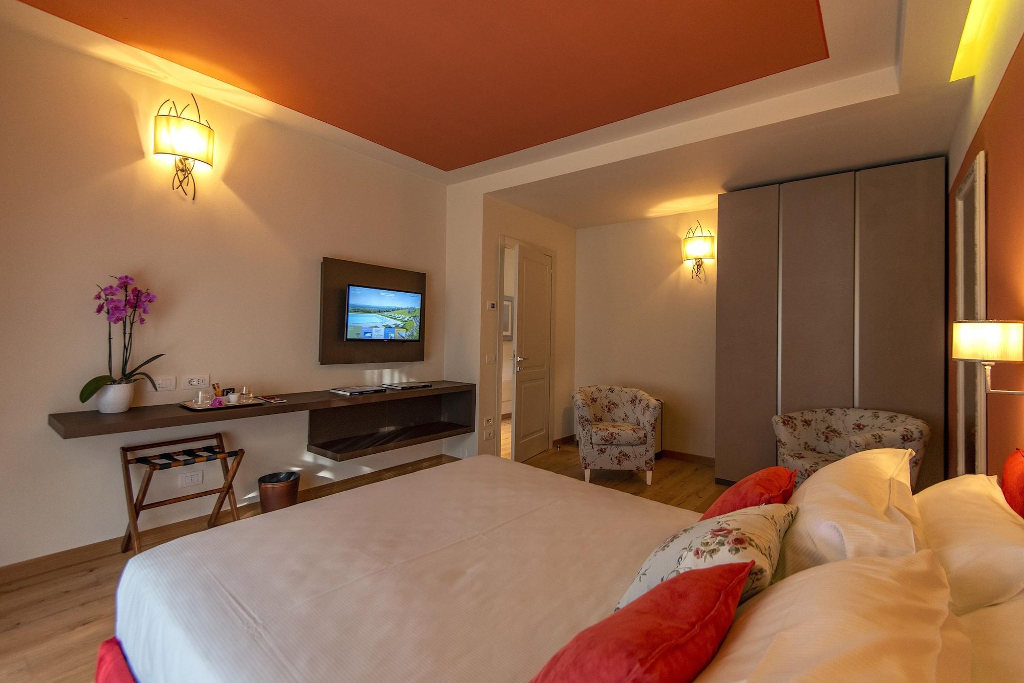 Suite Garden View with Balcony