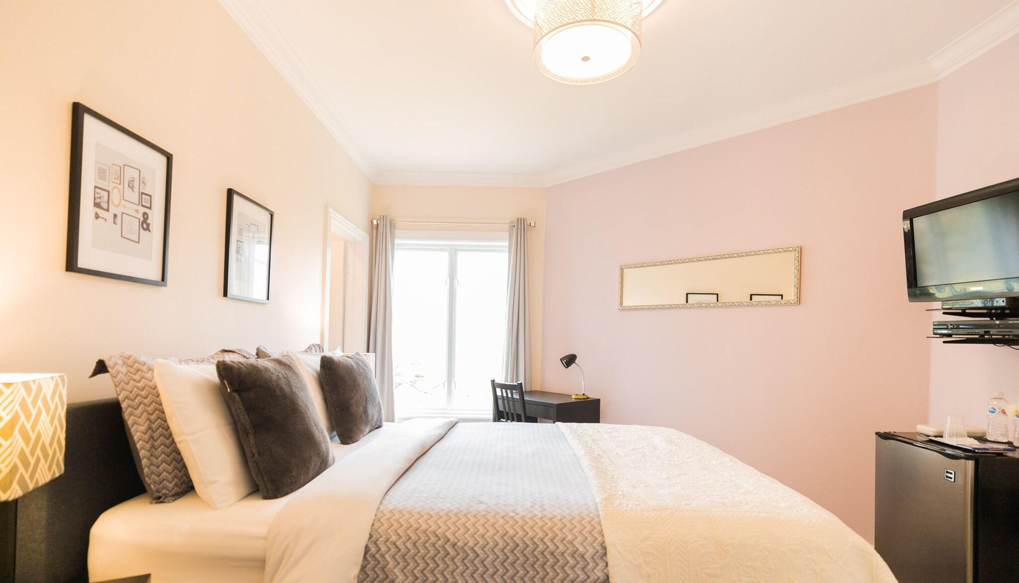 Double Queen Size Bed