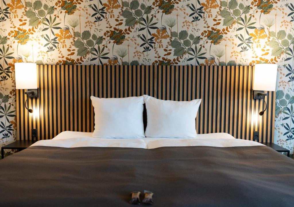 Junior Suite King Size Bed