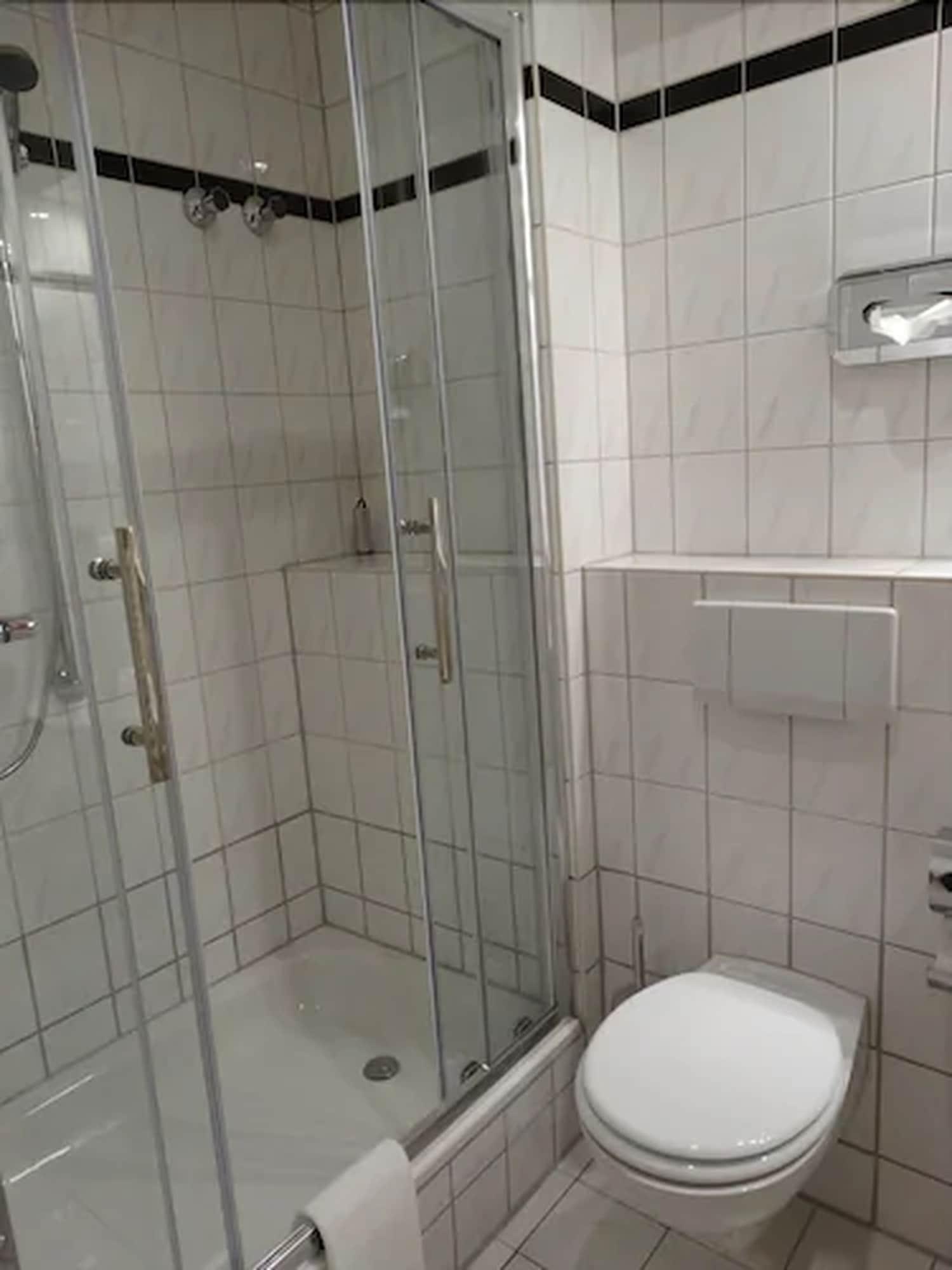 Single Standard