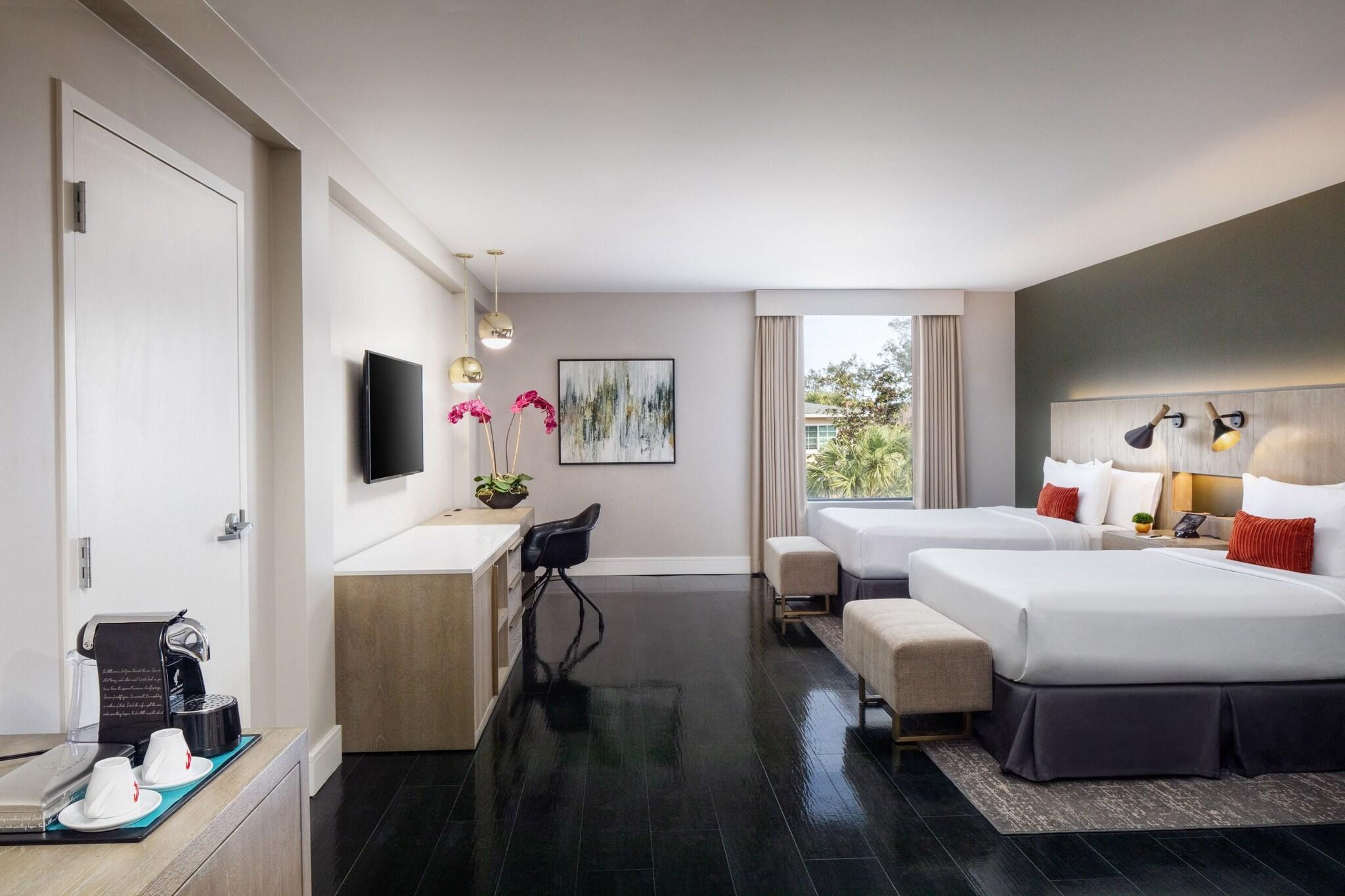 Double Deluxe Two Queen Beds