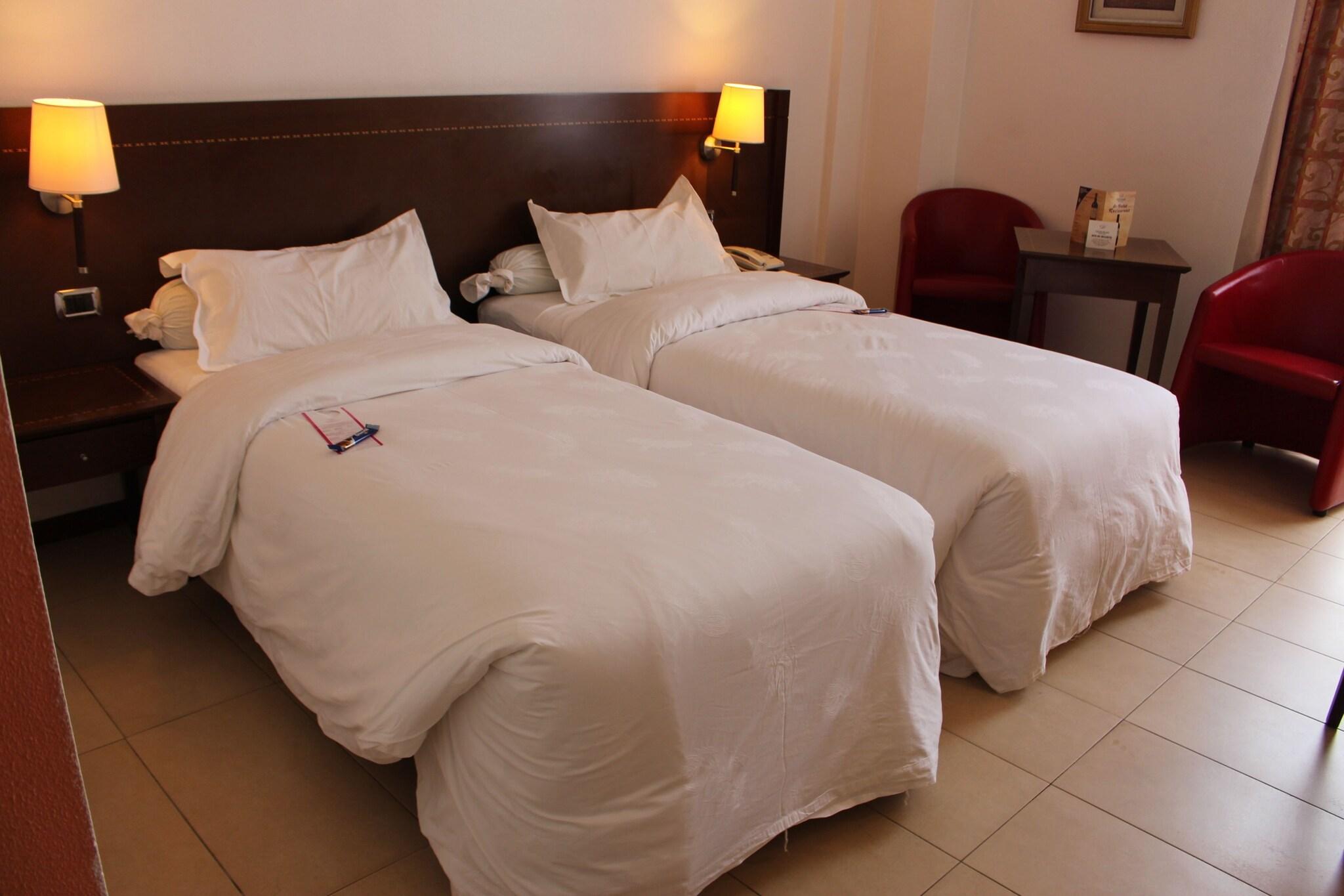 Double or Twin Standard