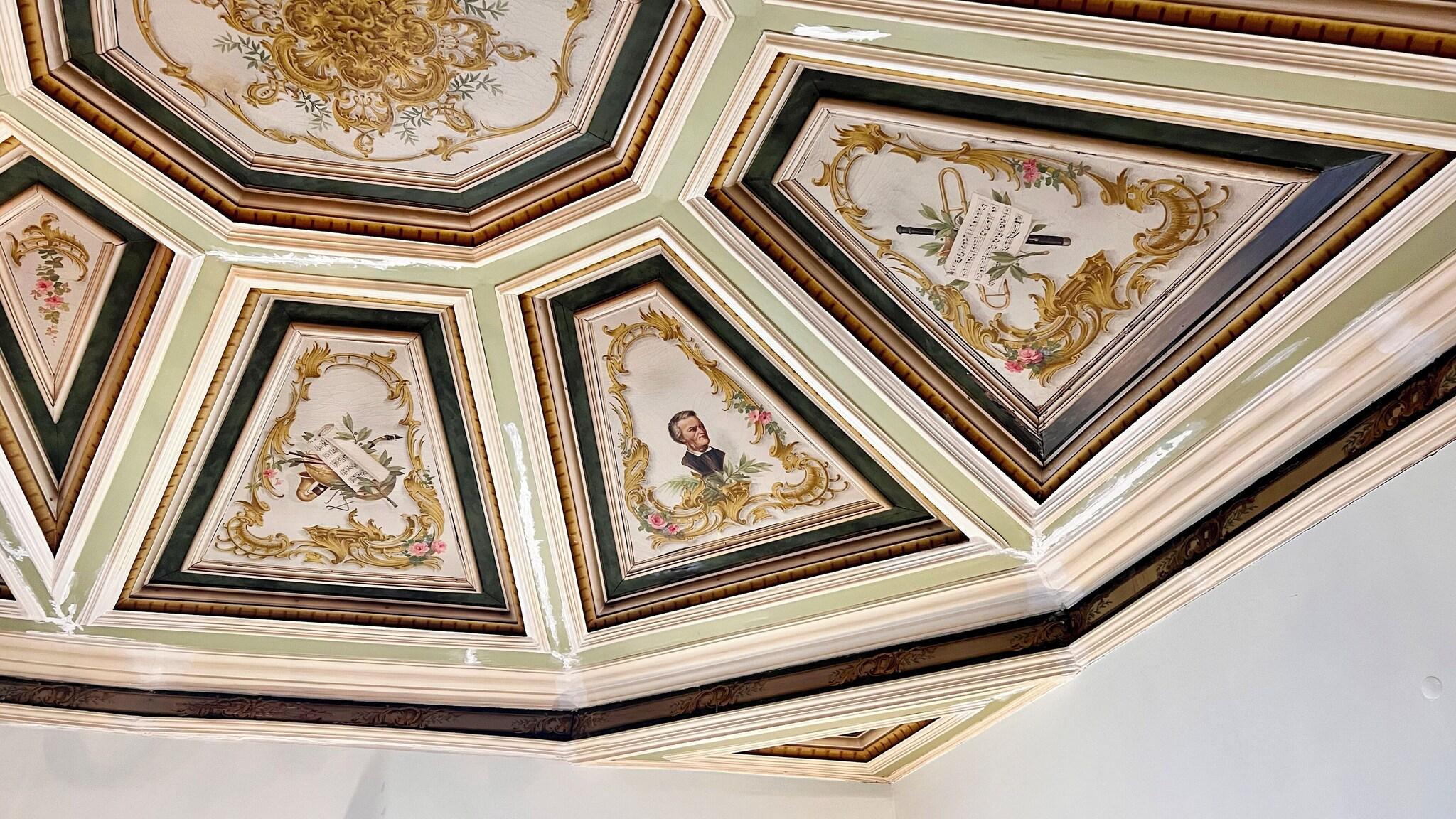 Family Room Three Beds