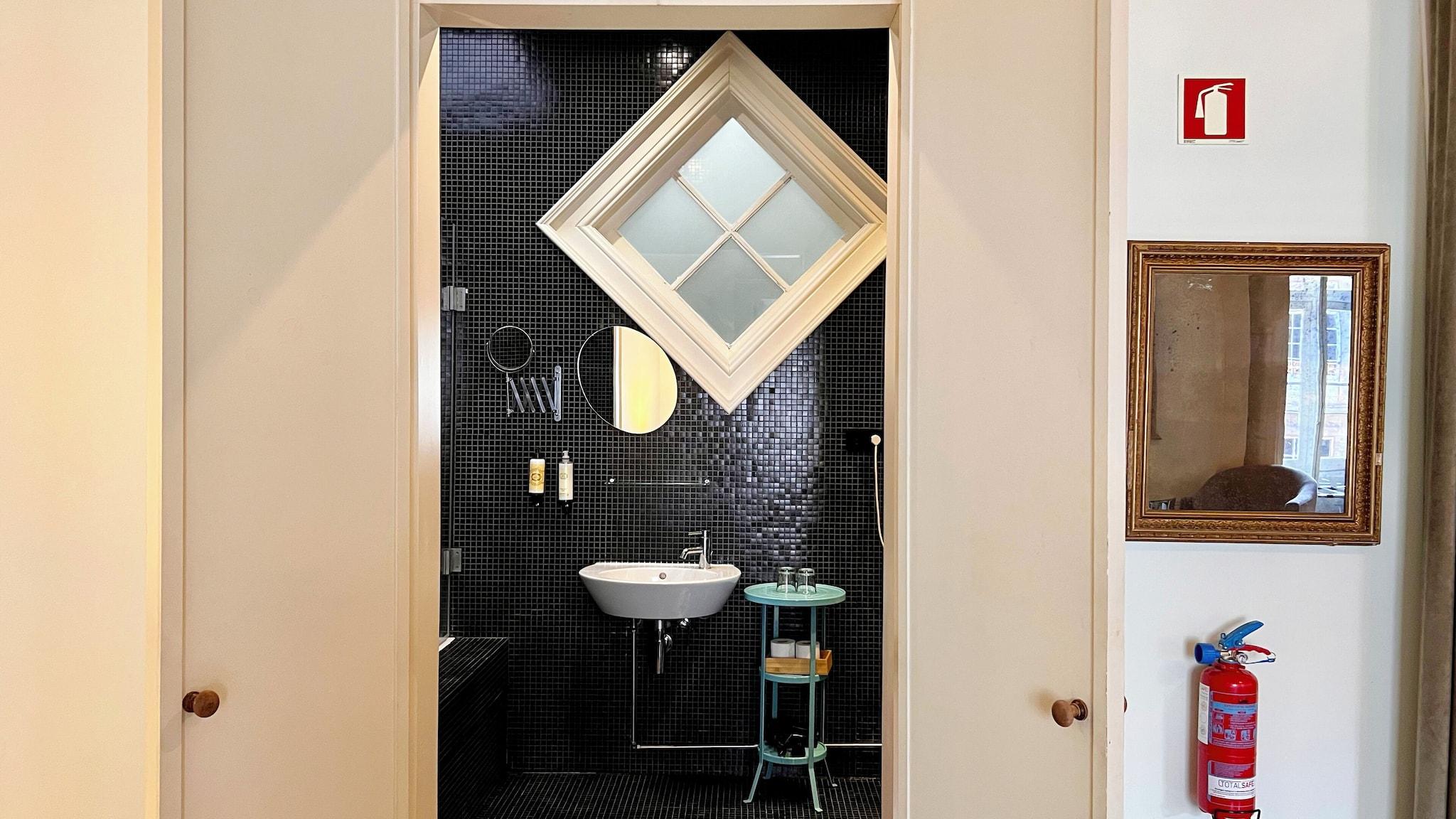 Family Room Three Beds