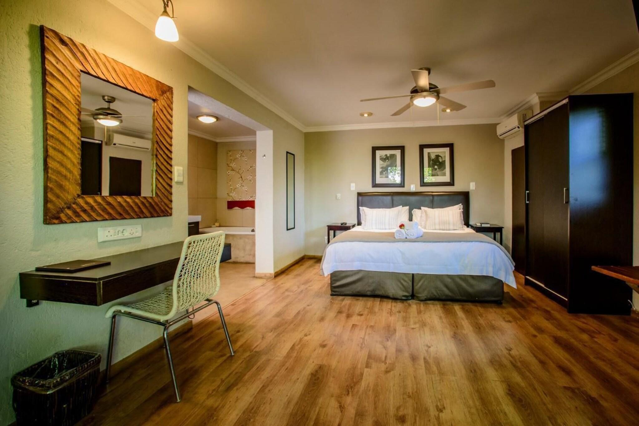 Family Room King Size Bed