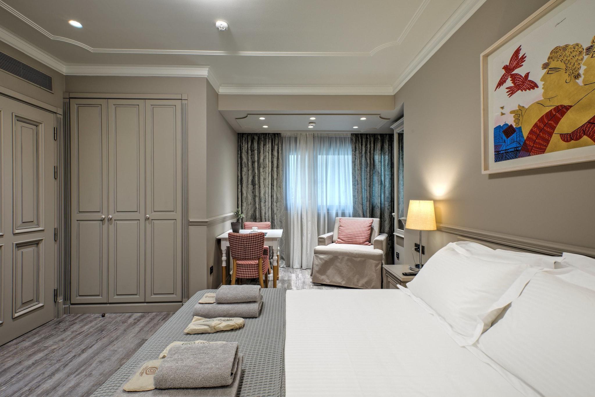 Studio King Size Bed