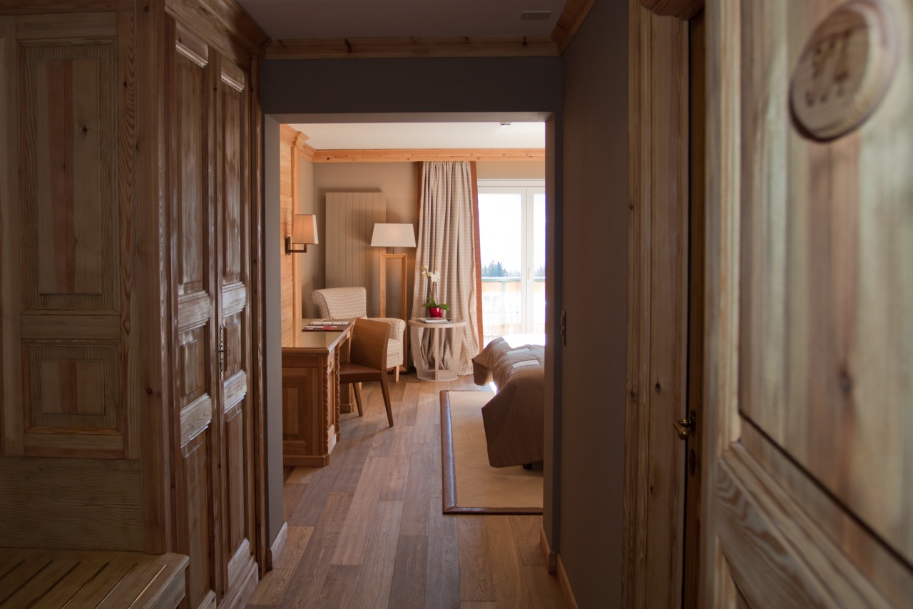 Twin Superior Mountain View