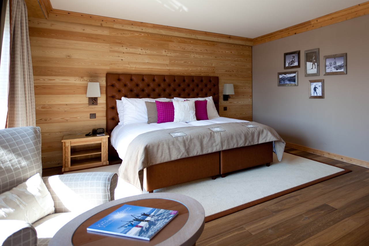 Double or Twin Deluxe Mountain View