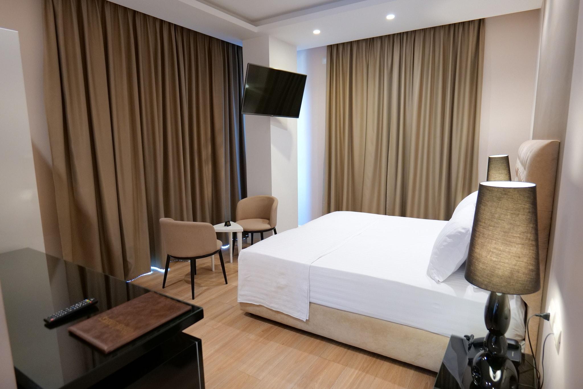 Family Room Two Queen Beds