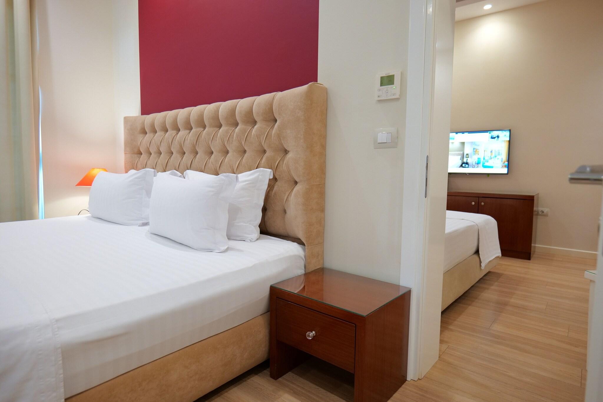 Family Room Two Queen Beds