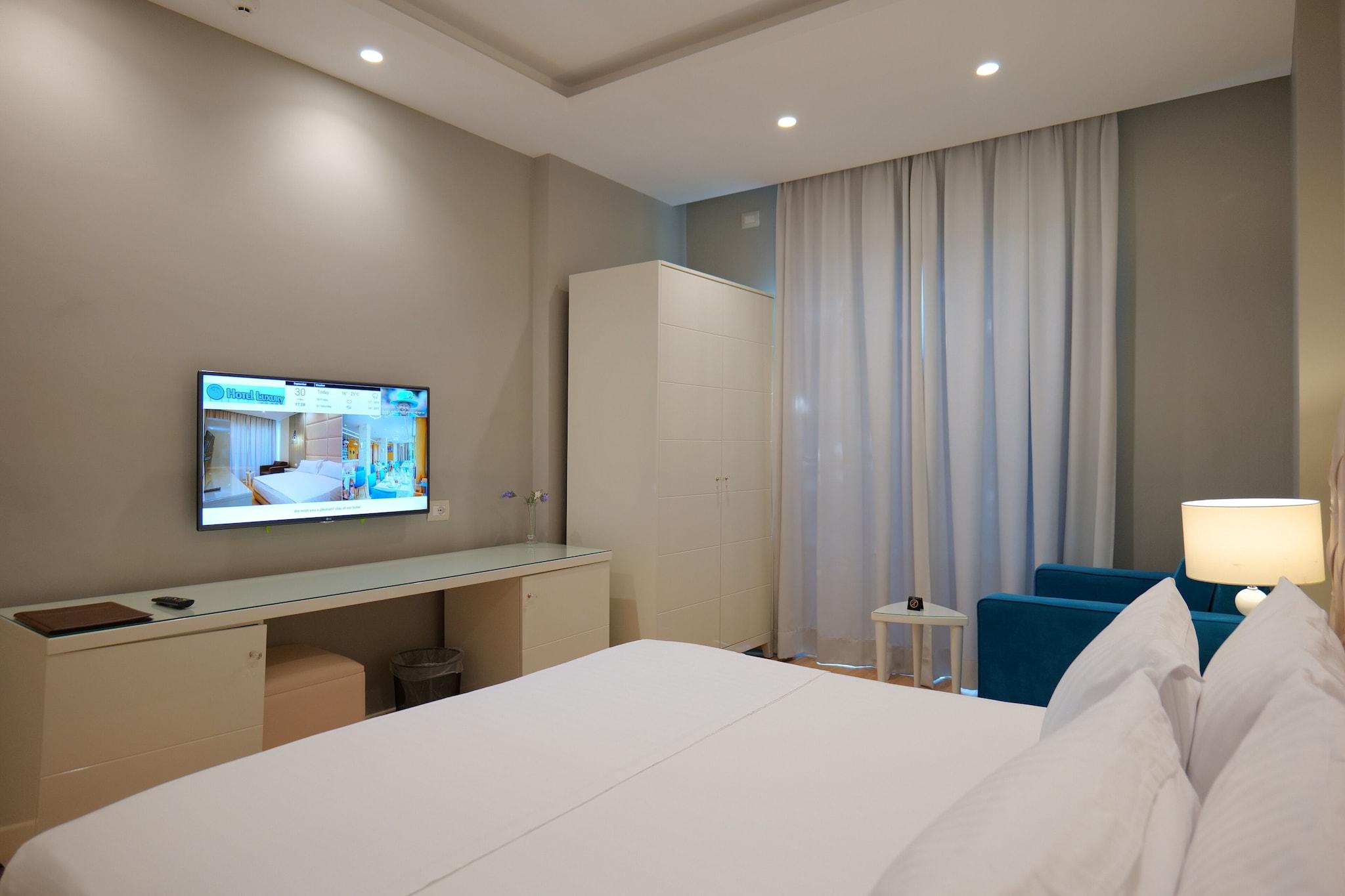 Double or Twin Two Beds