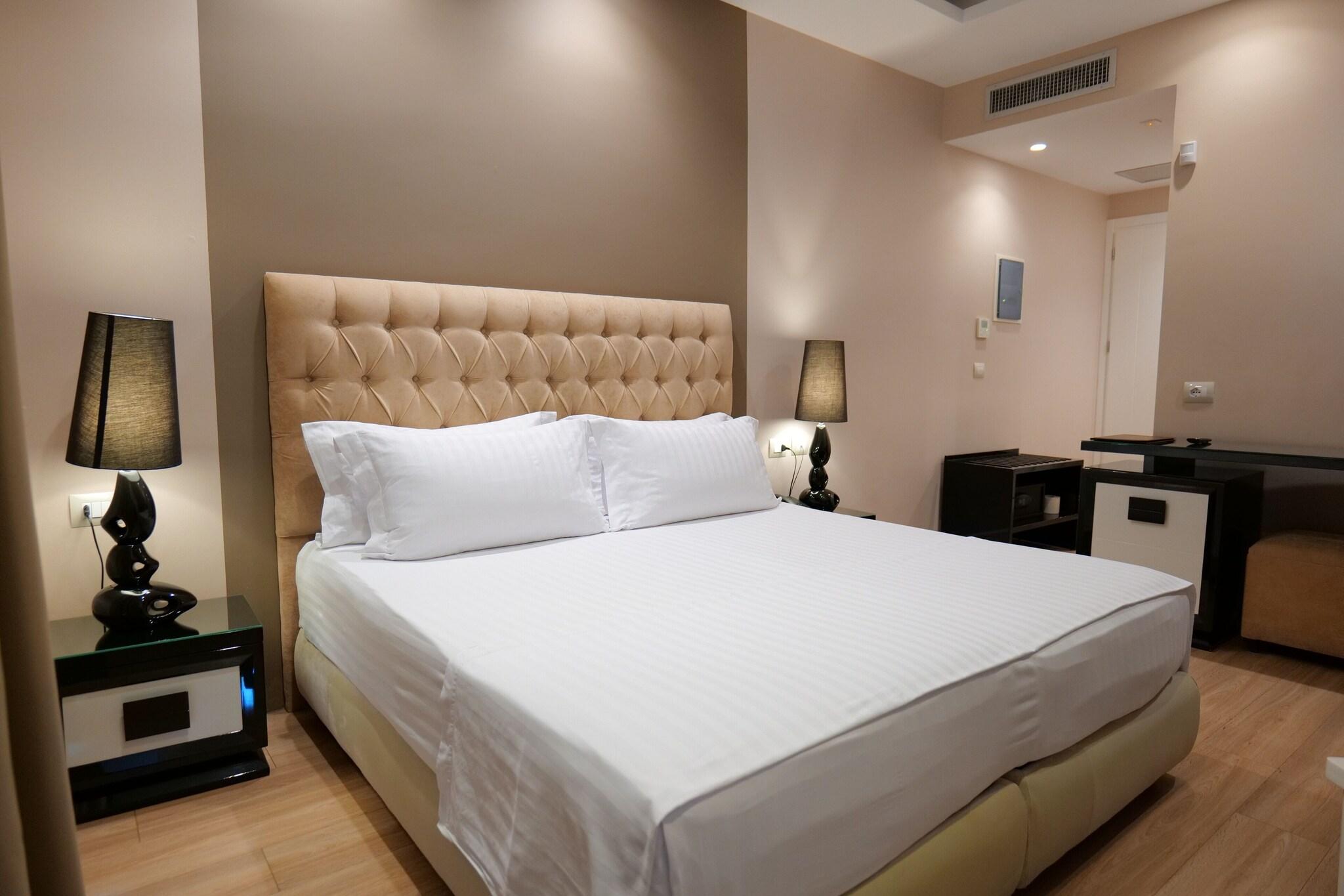 Family Room Two Queen Beds