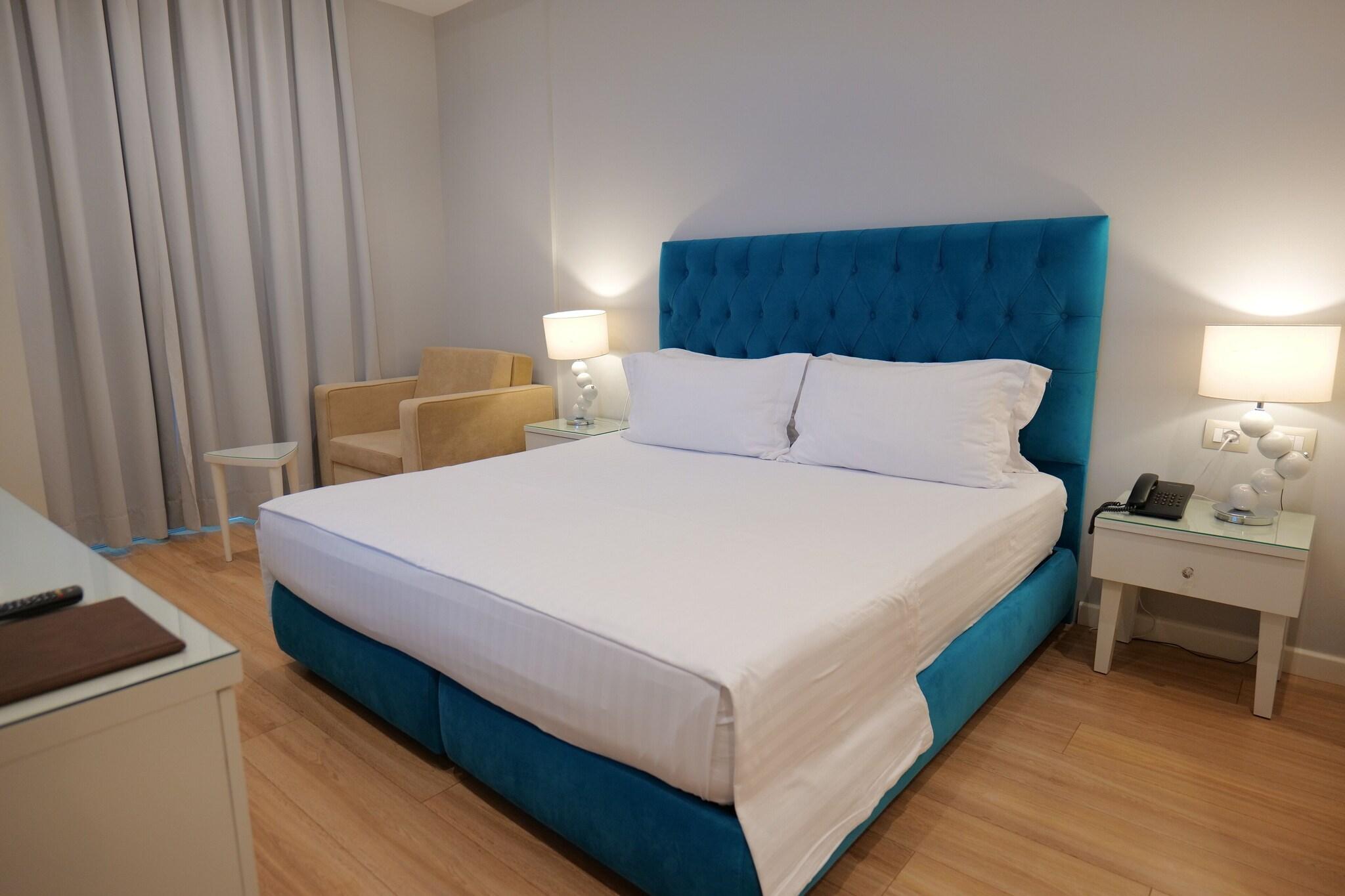 Double Queen Size Bed