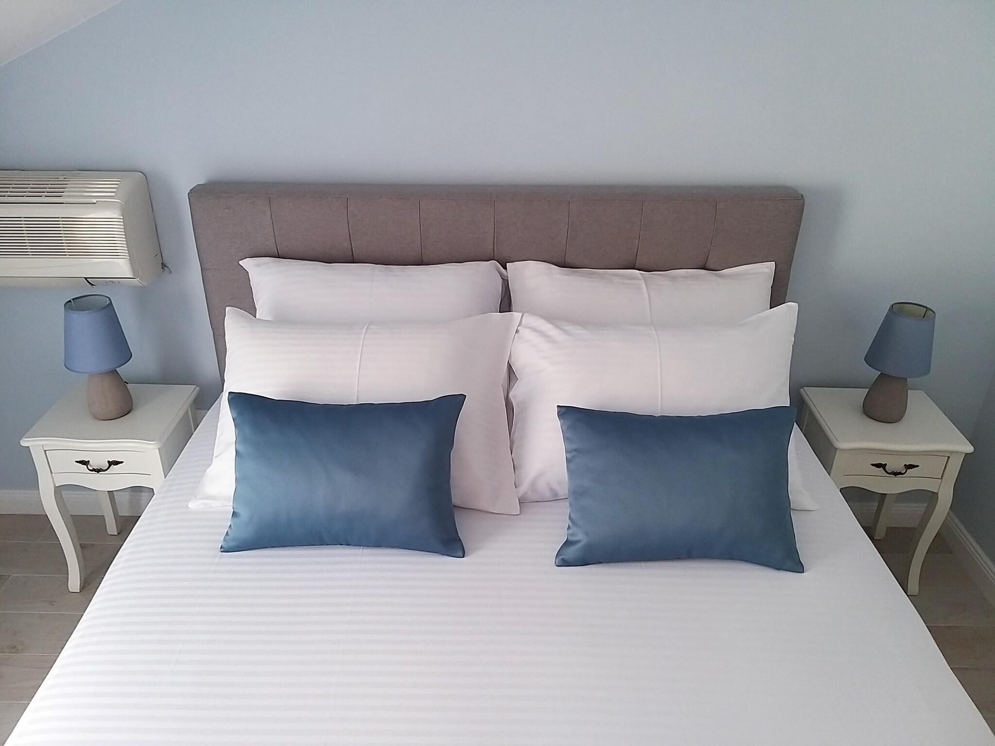 Double Superior Queen Bed