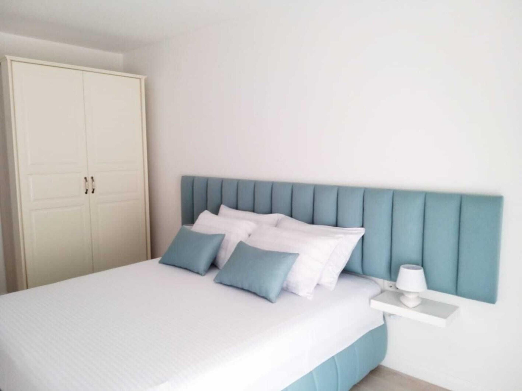 Double Superior Queen Bed