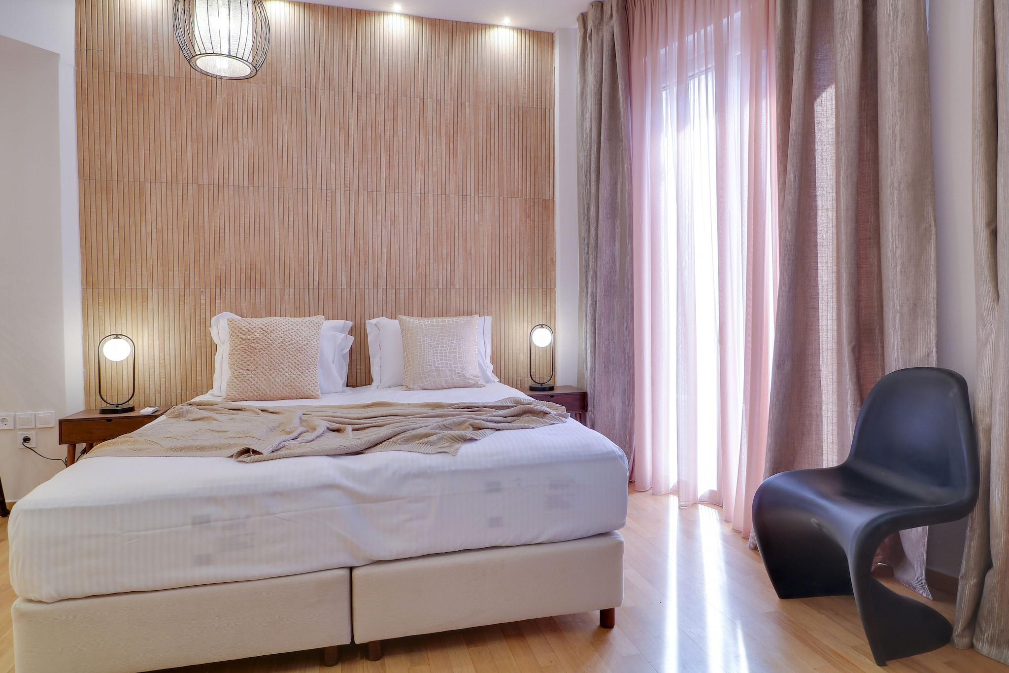 Double or Twin Premium King Bed