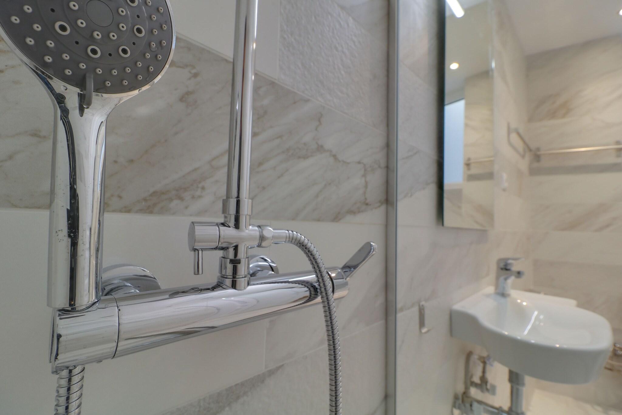 Double Single Economy