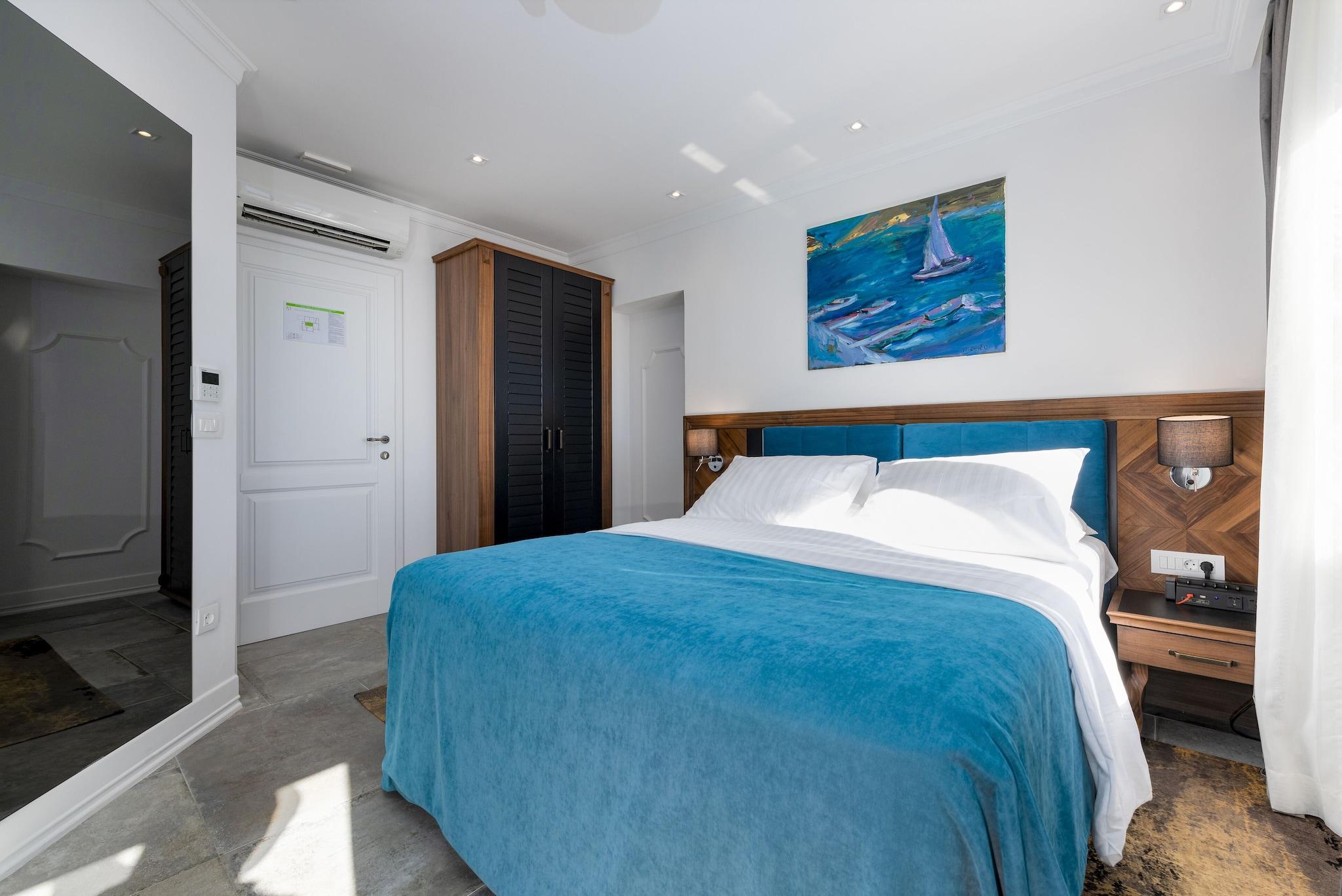 Double or Twin Sea View