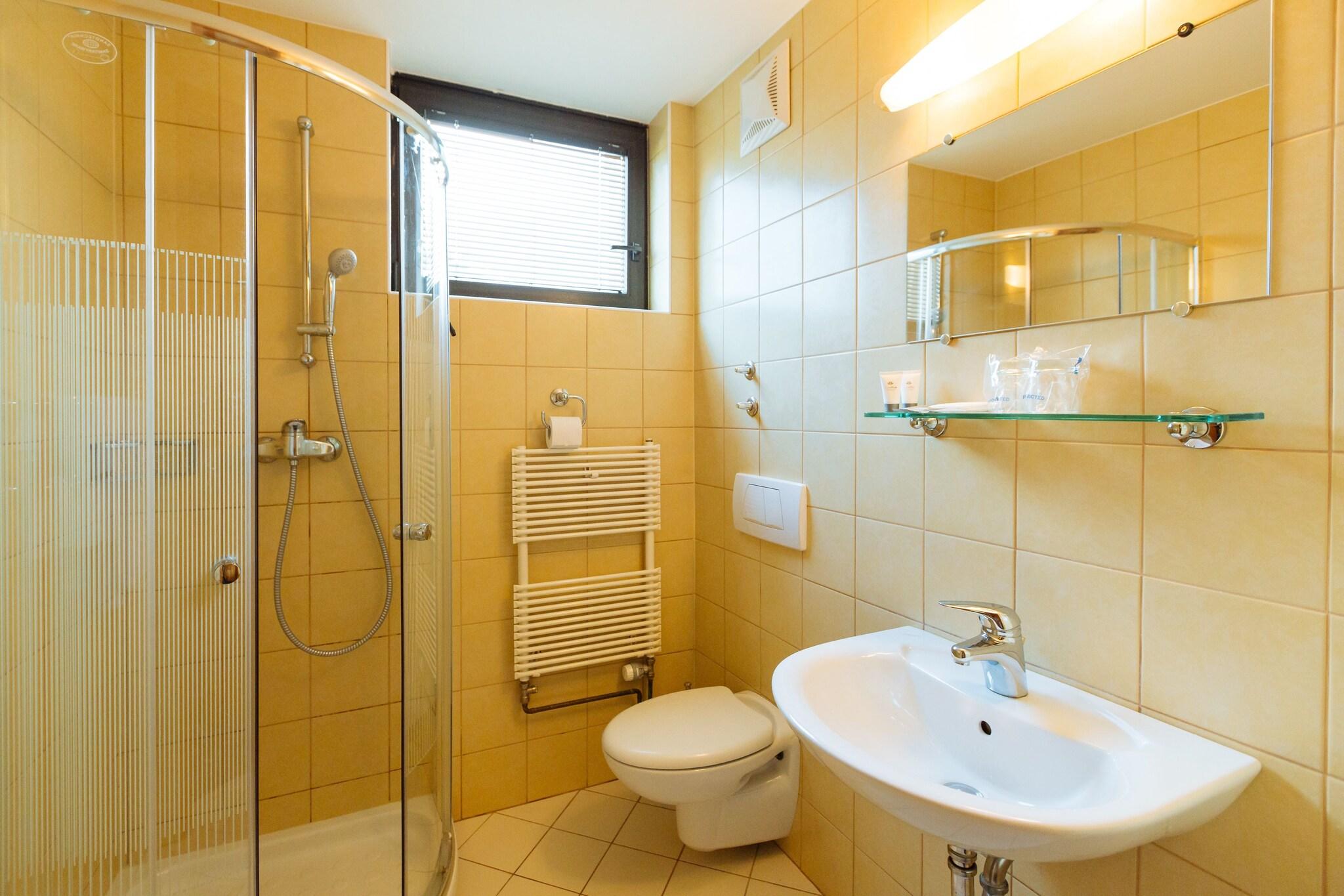 Double Deluxe Queen Bed