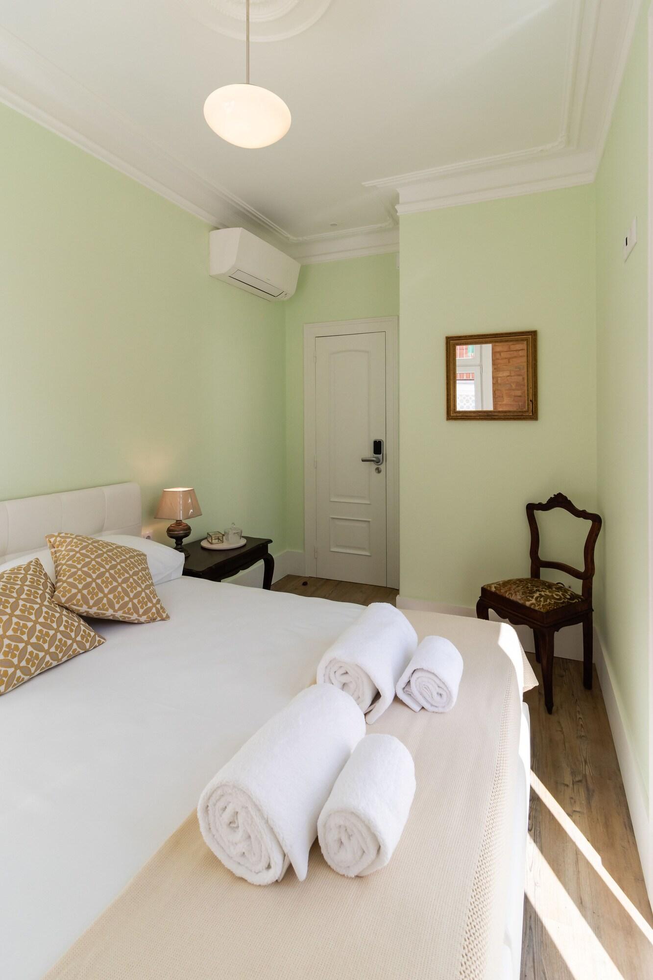 Double or Twin Deluxe with Balcony