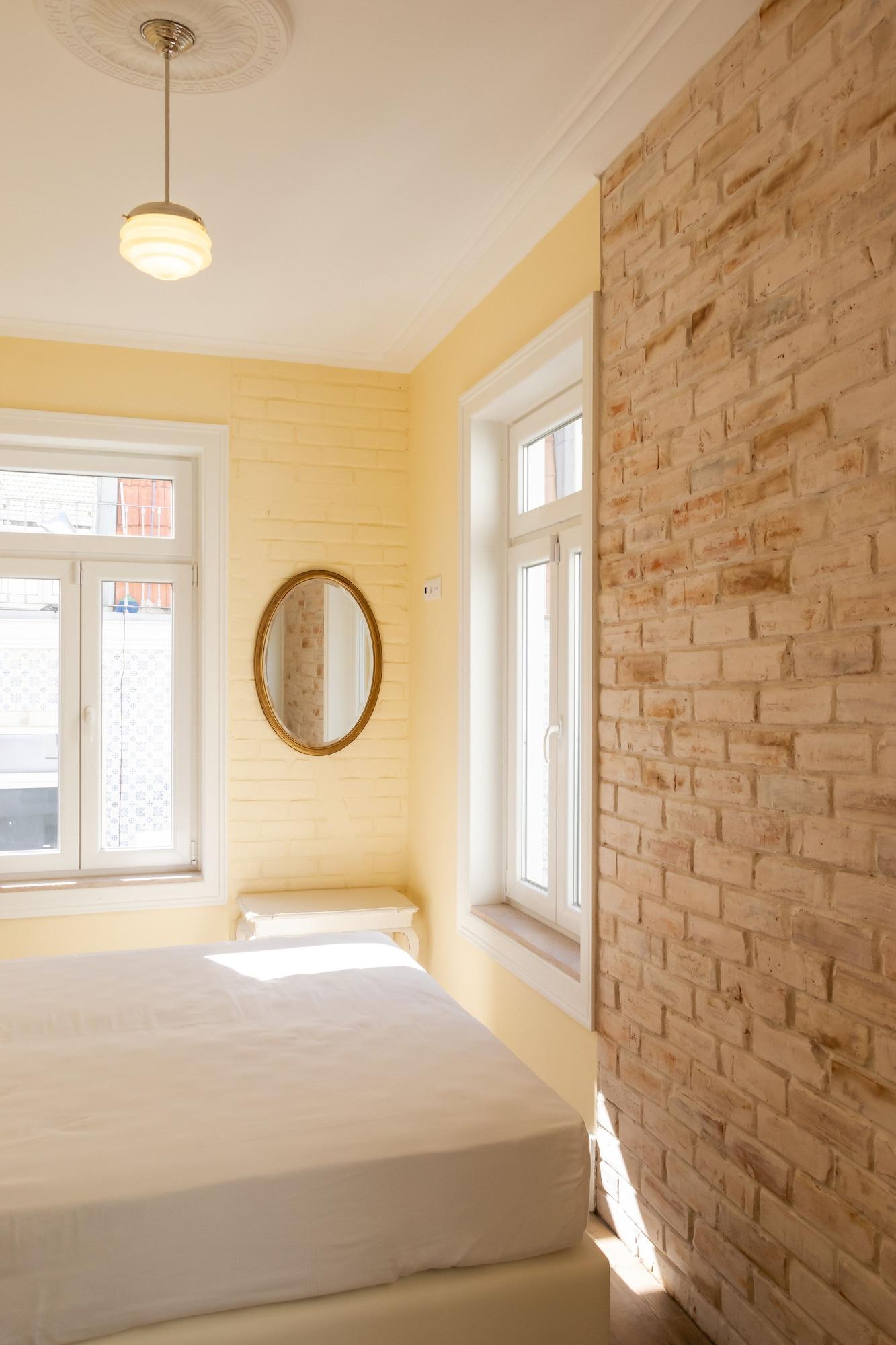 Double or Twin Deluxe Two Beds