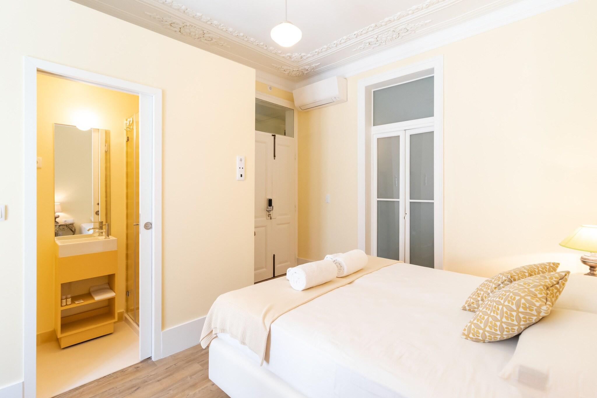 Double or Twin Deluxe