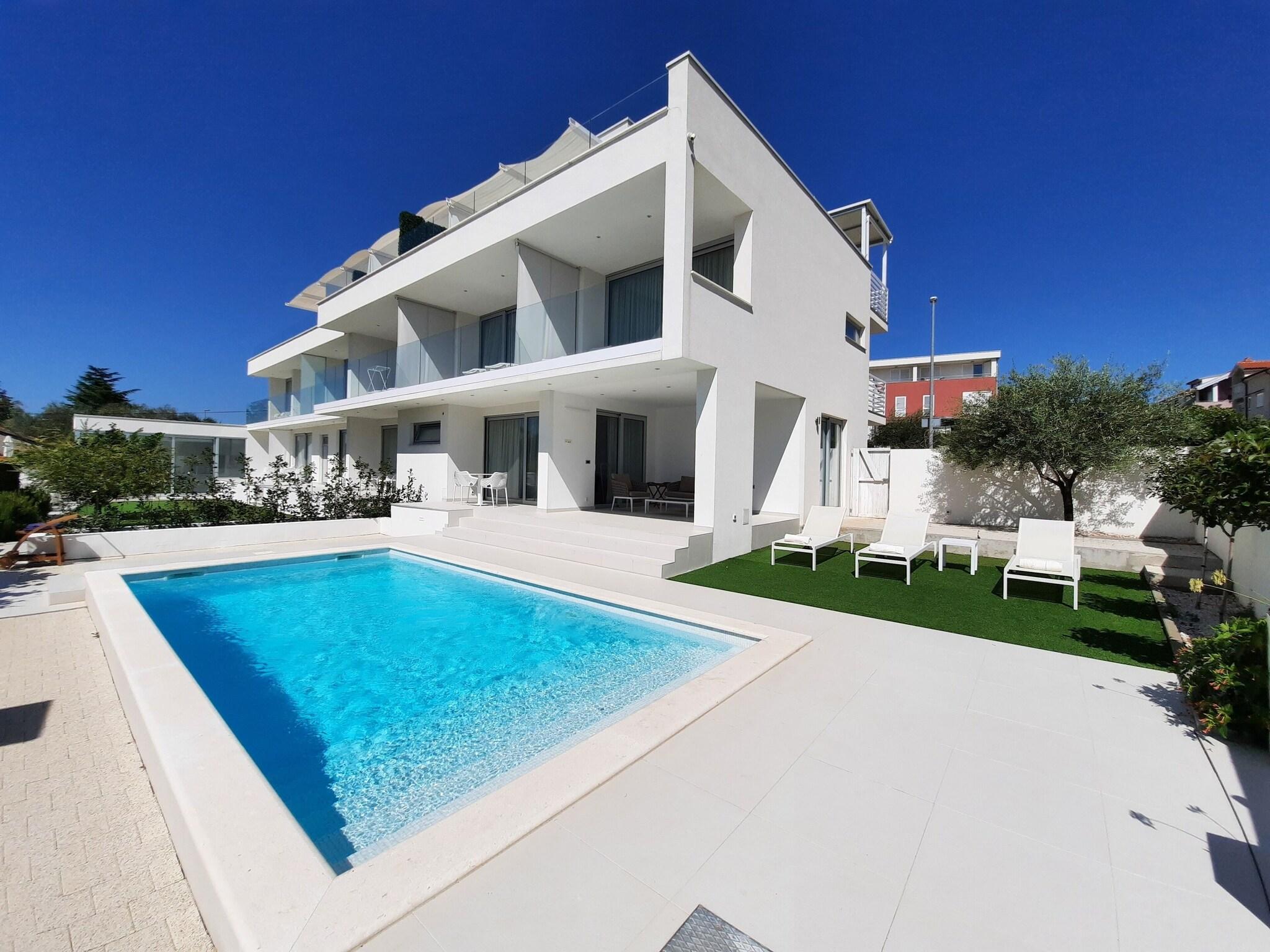 Apartment with Private Pool