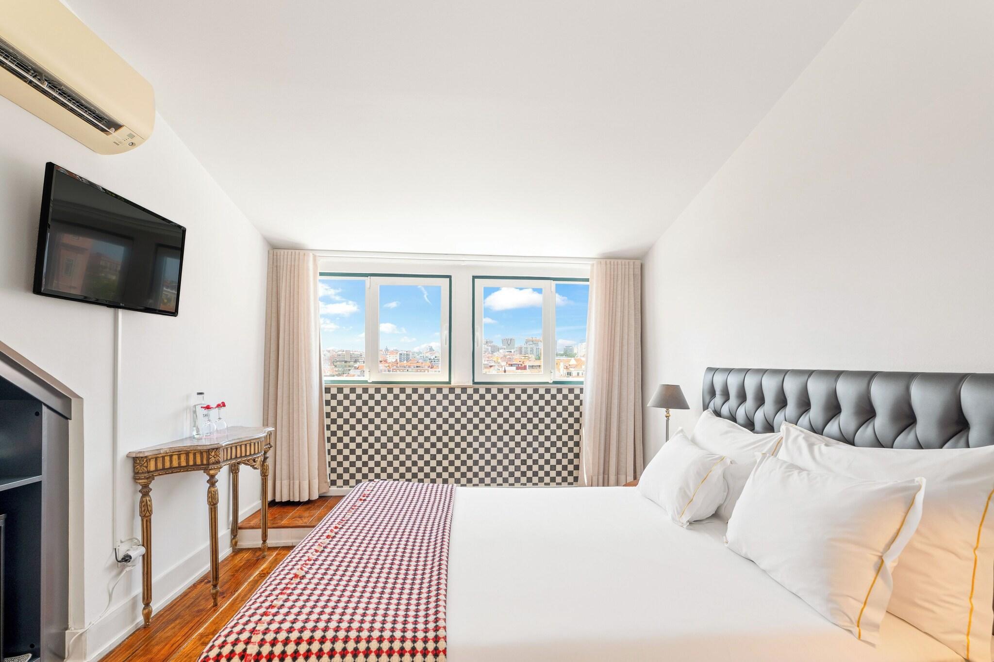 Double Superior Queen Bed