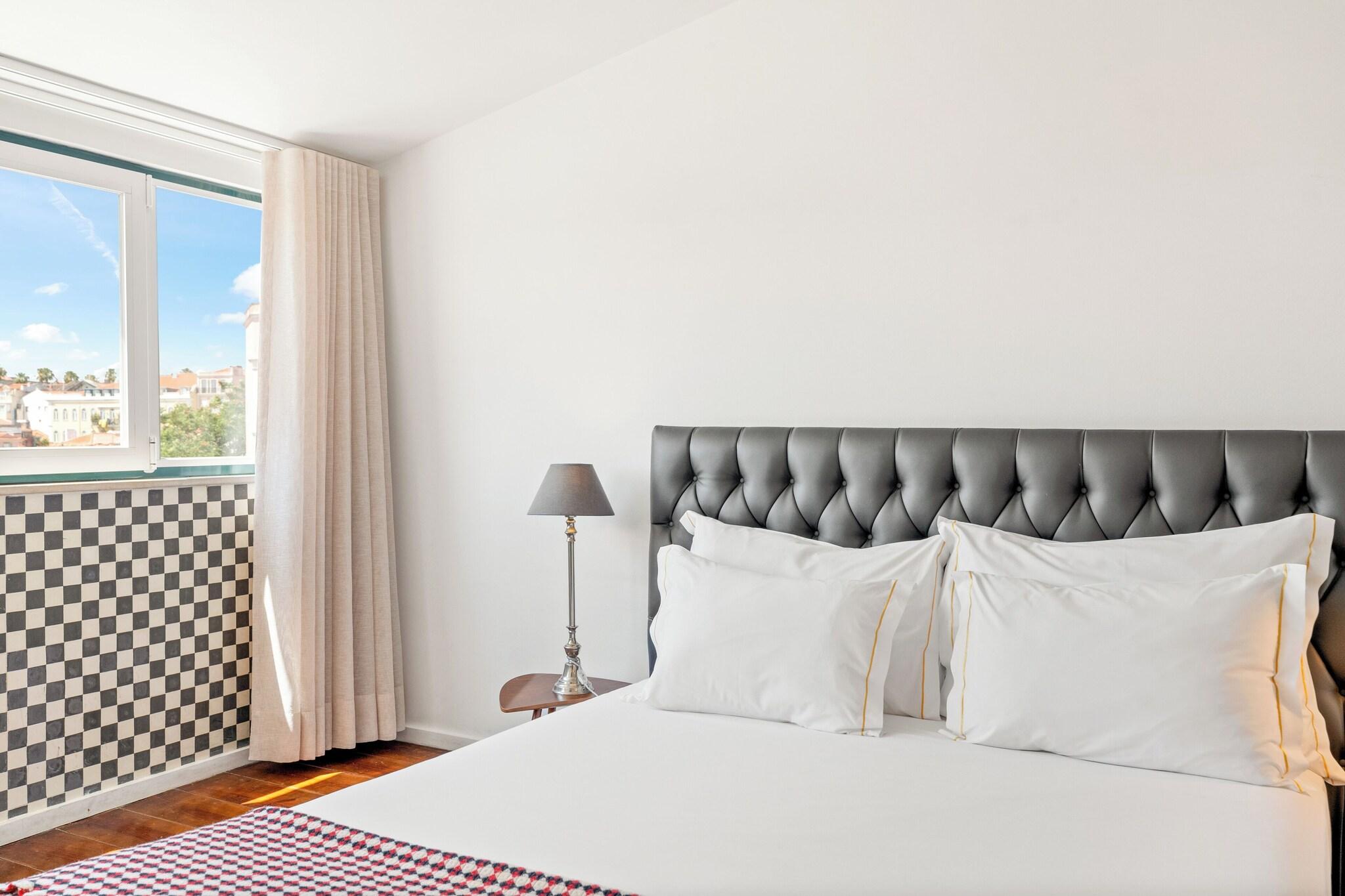 Double Superior Queen Bed