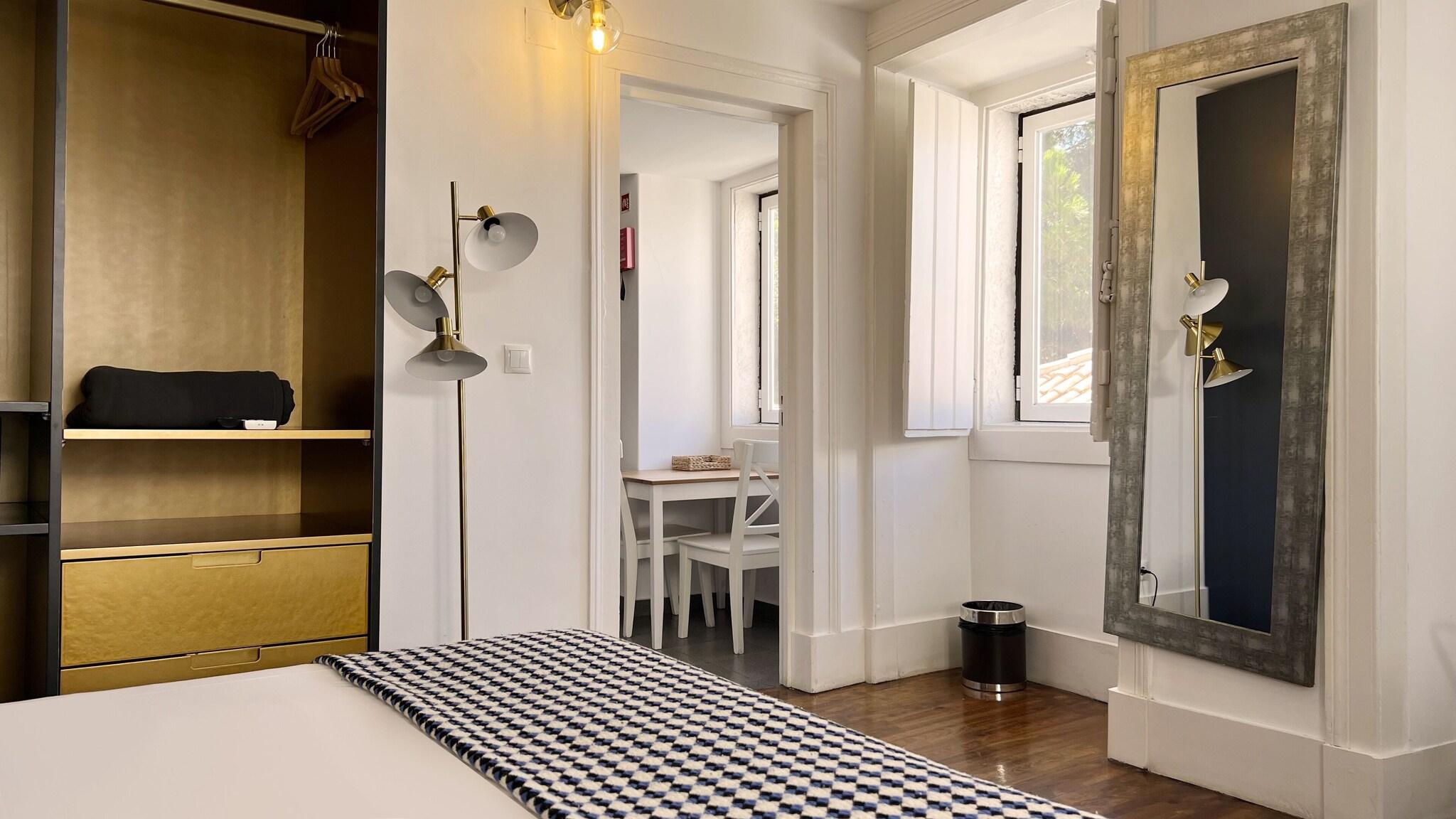 Double Superior Queen Bed