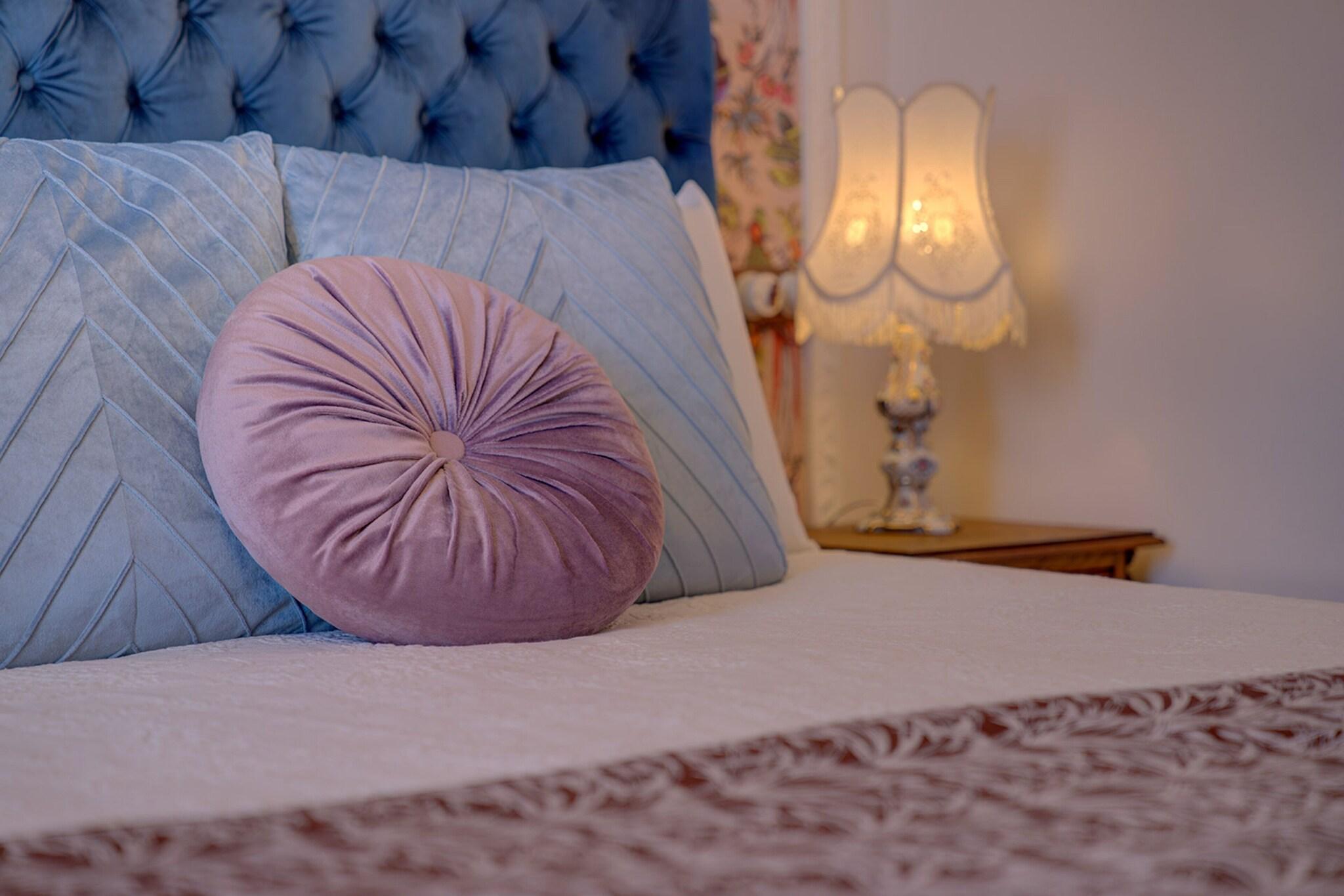 Double Queen Size Bed