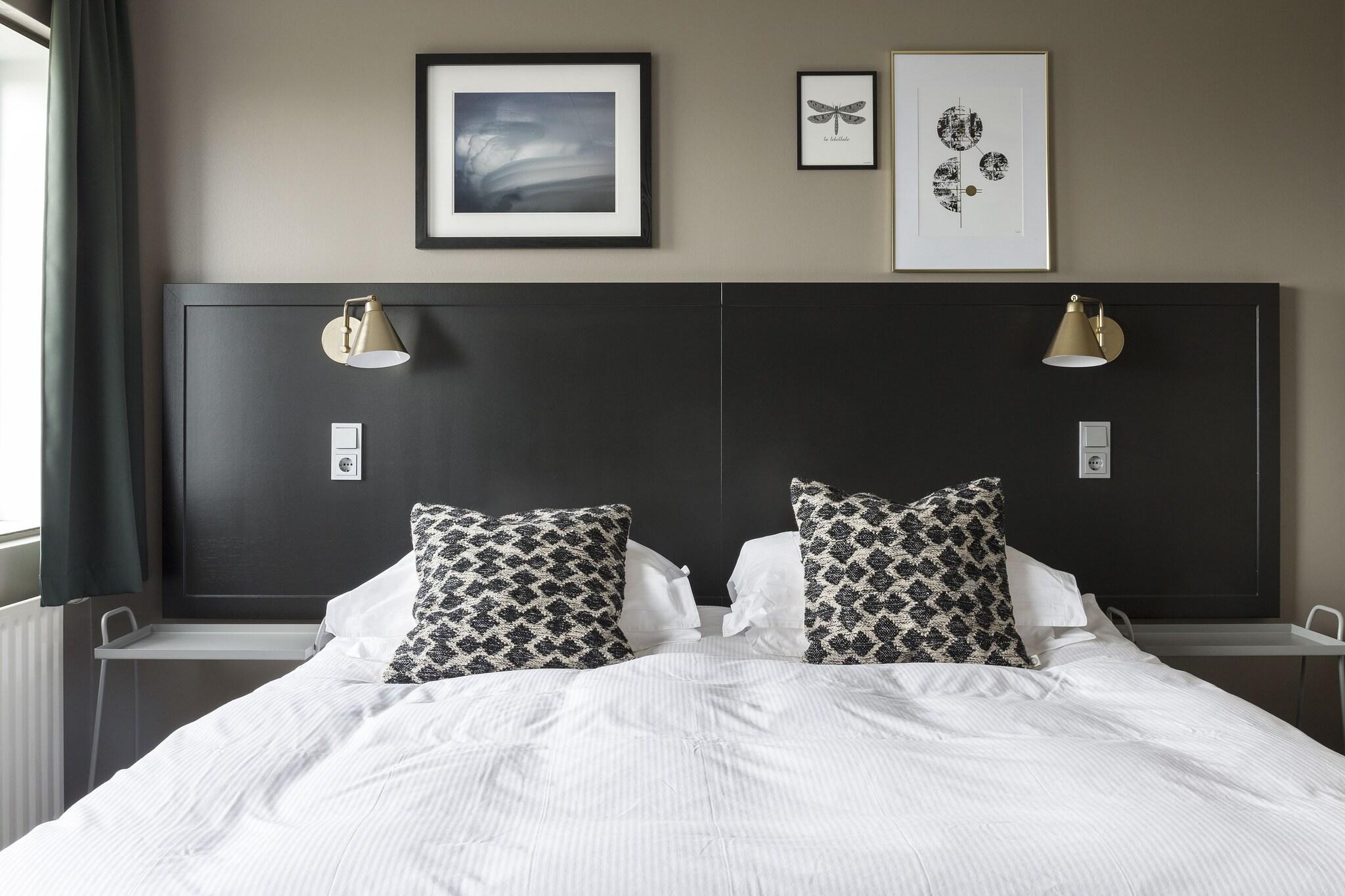 Double King Size Bed