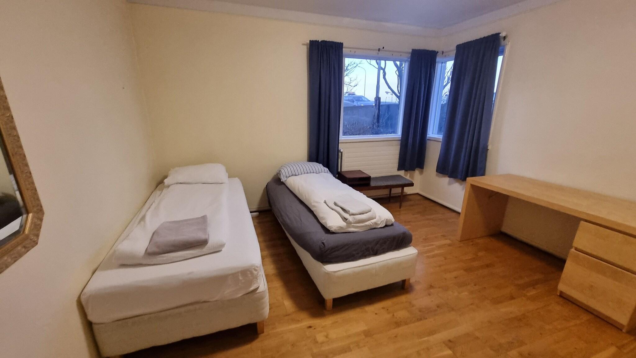 Twin Economy with Shared Bathroom