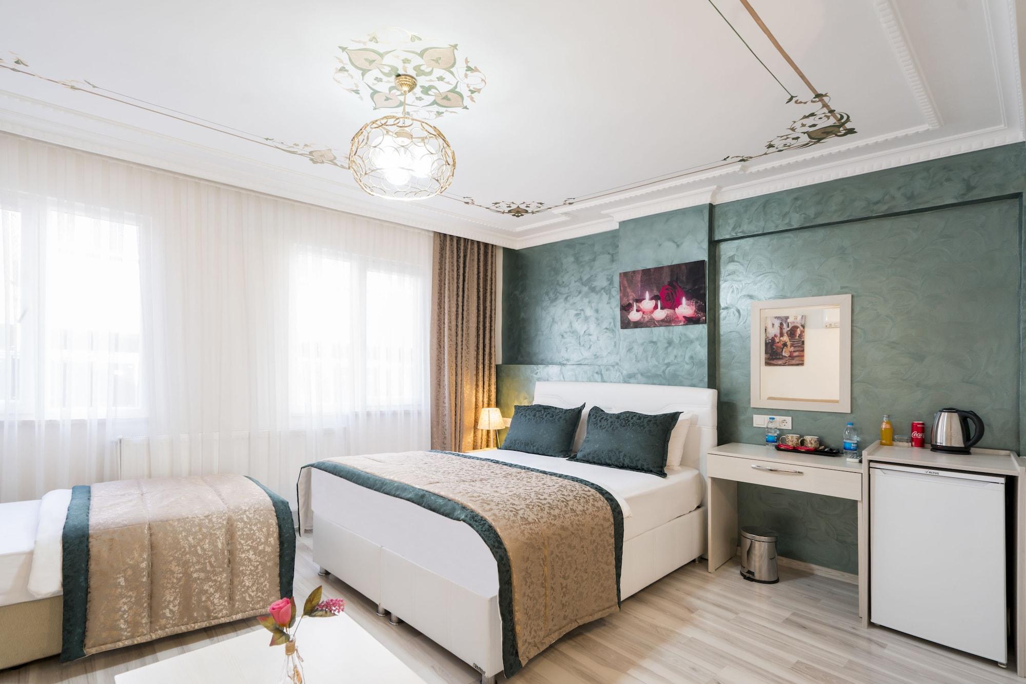 Quadruple Garden View