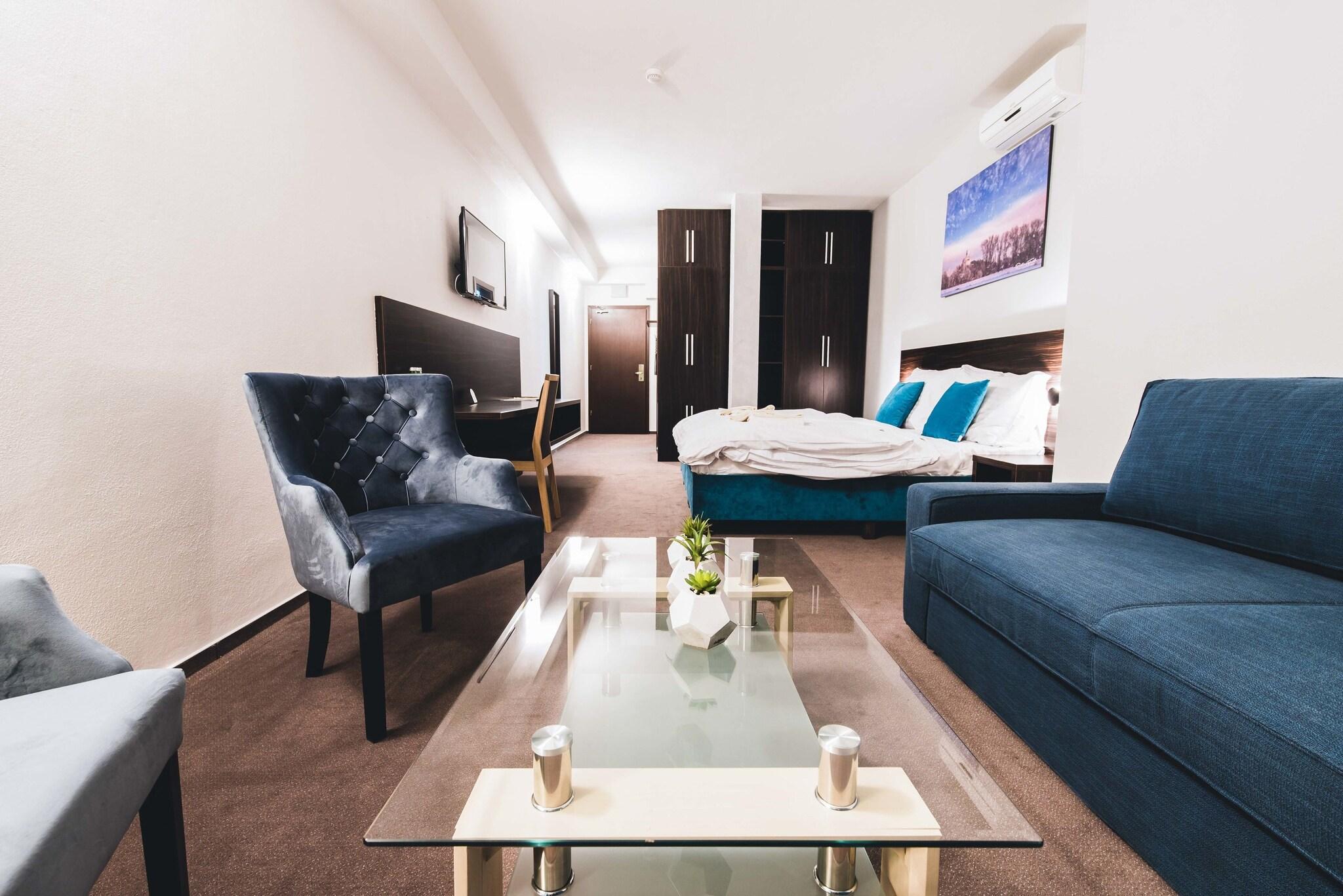 Suite Queen Size Bed